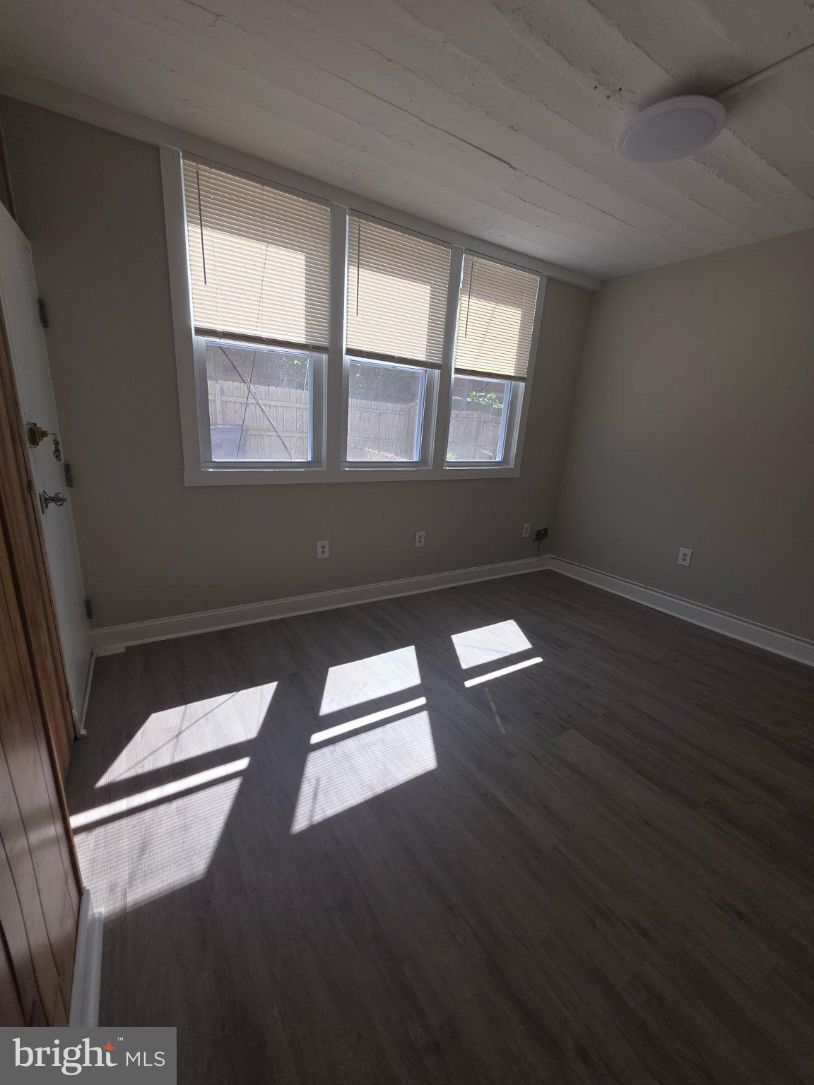 1829 M STREET NE 2