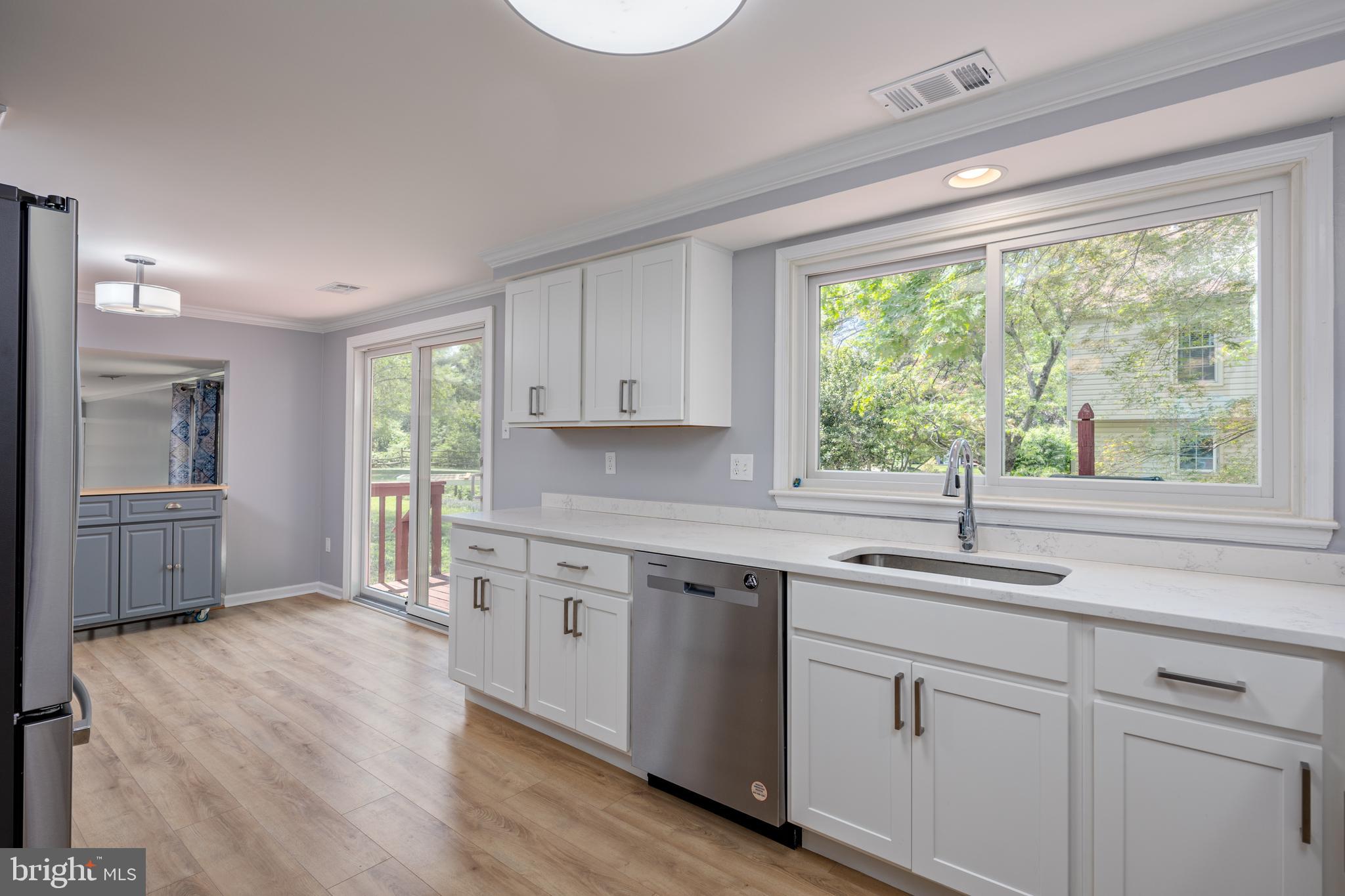 7318 BOBOLINK COURT