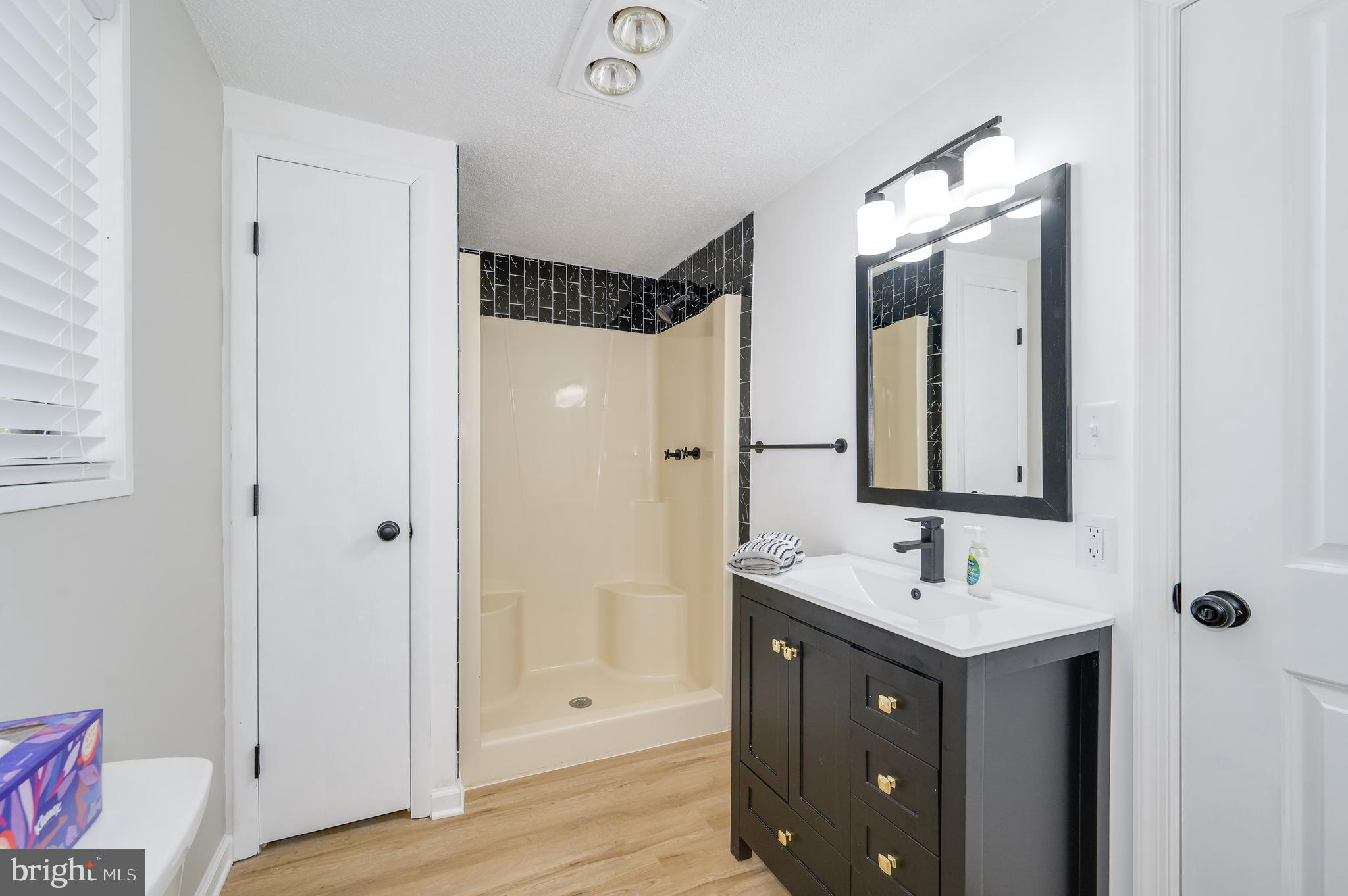 THE WOODS - Residential