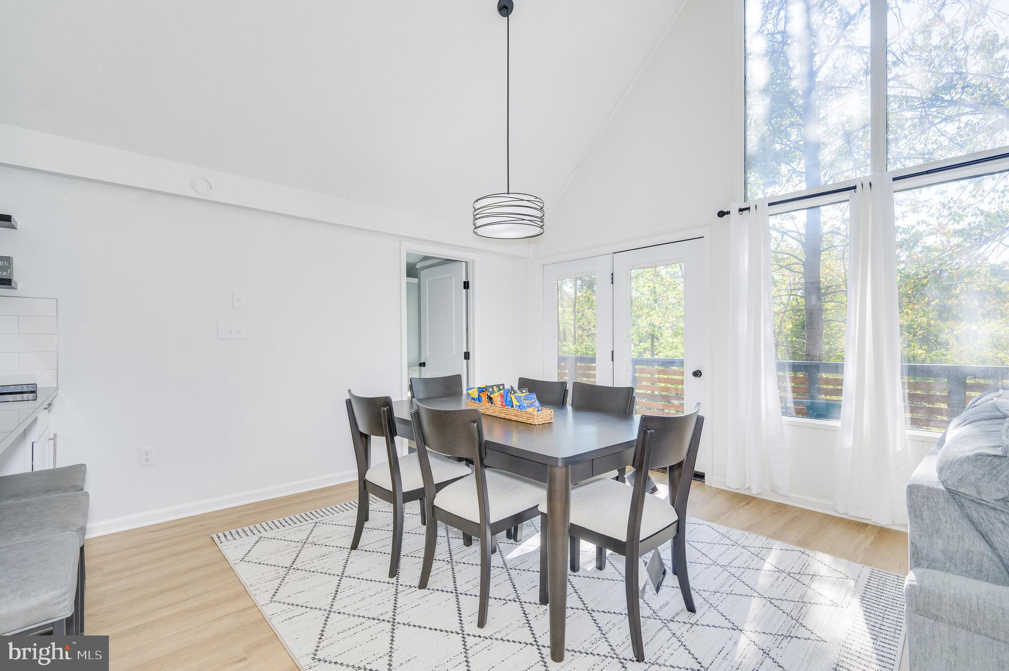 THE WOODS - Residential