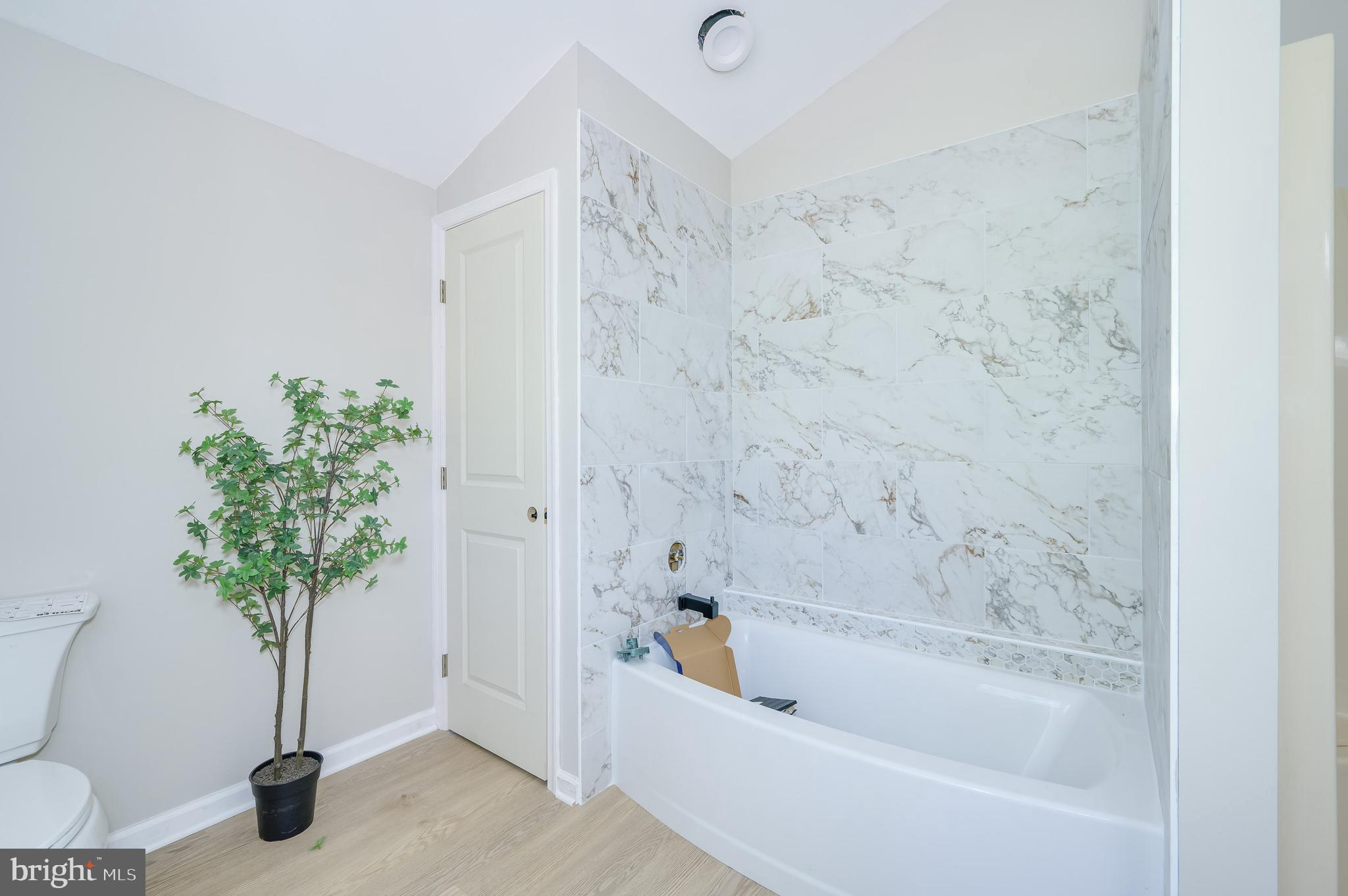 THE WOODS - Residential