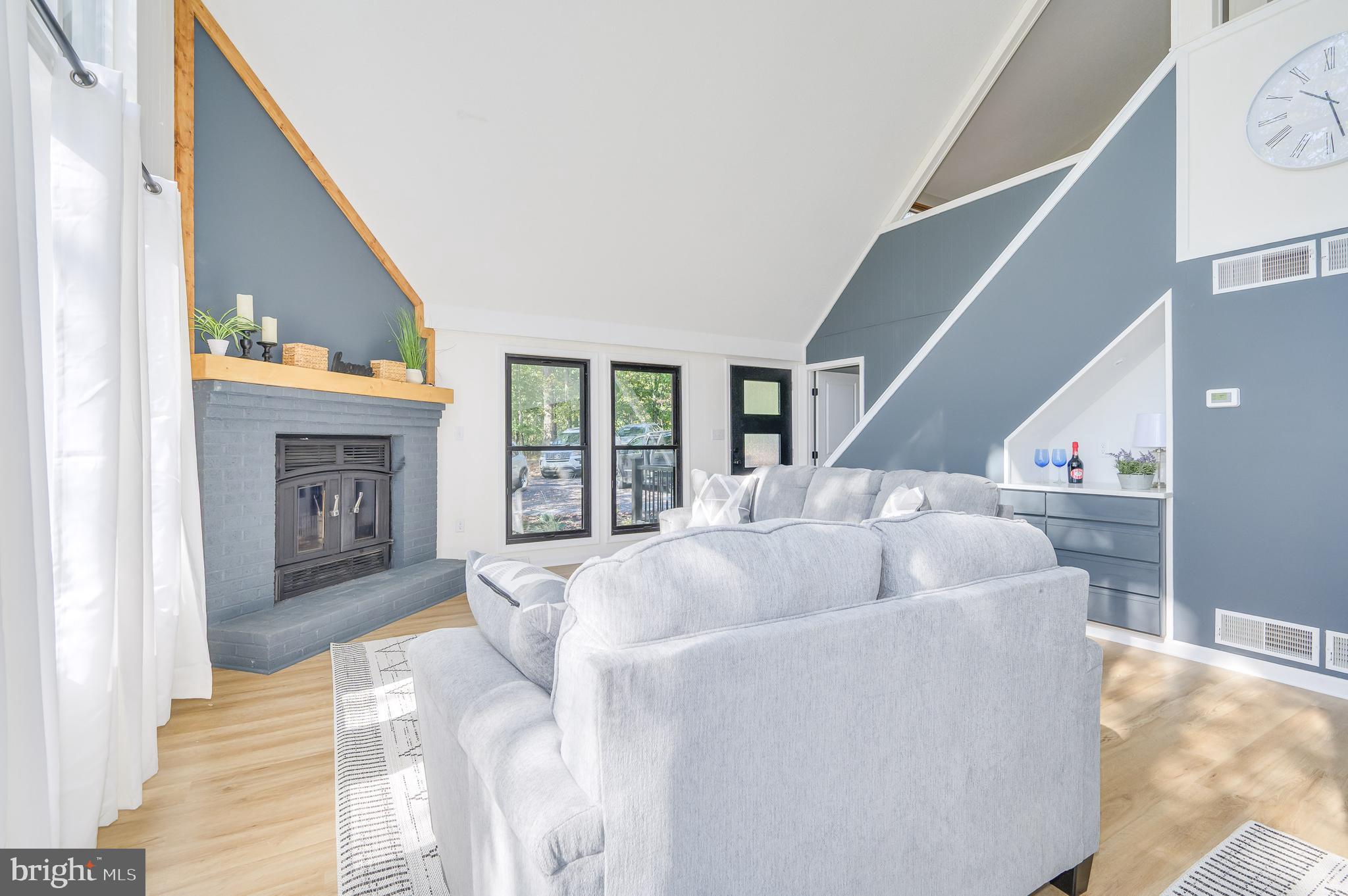 THE WOODS - Residential