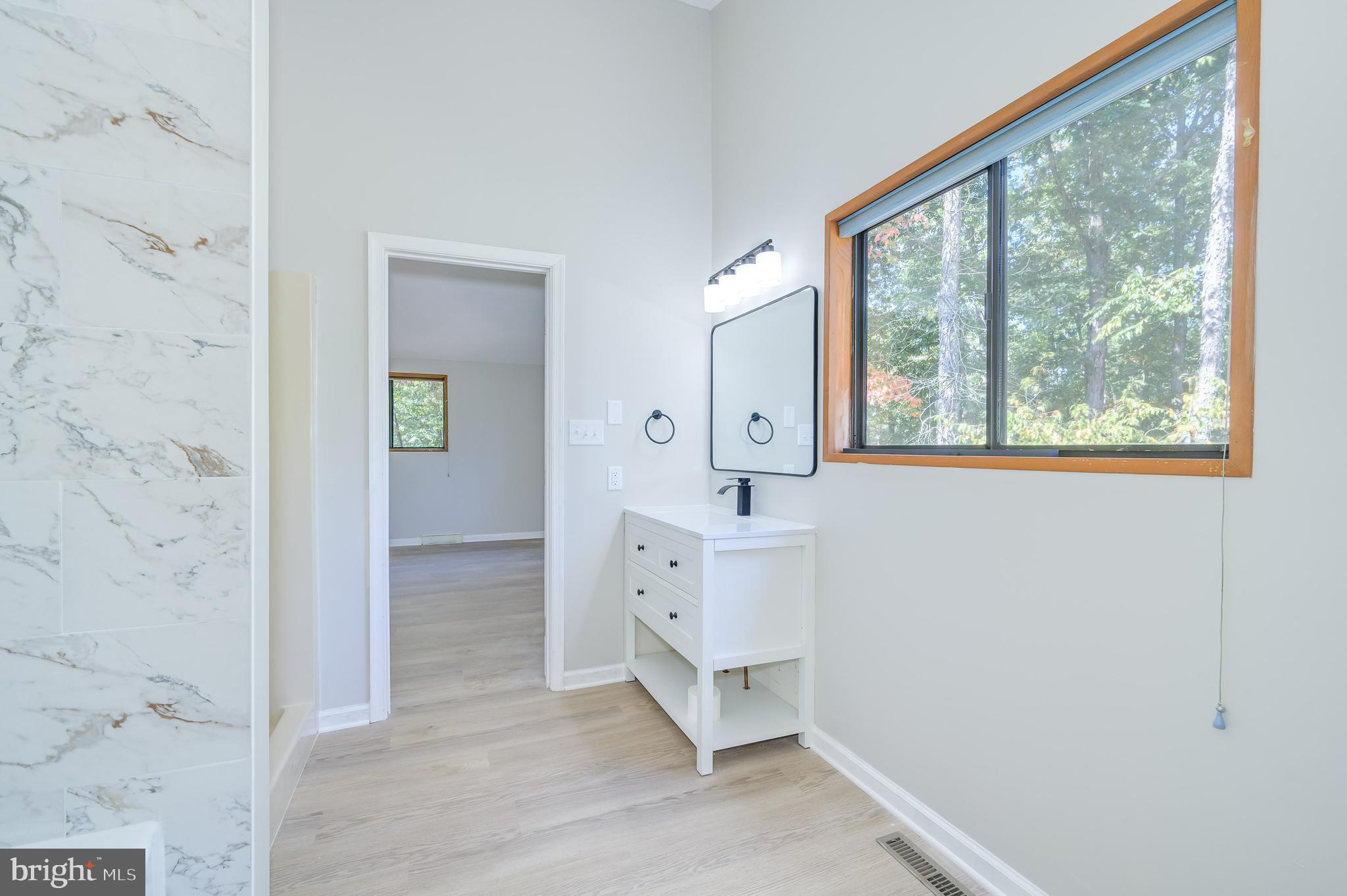 THE WOODS - Residential