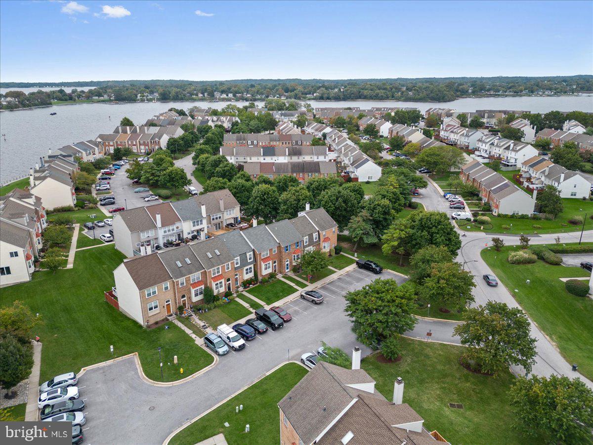 STONEY BEACH - Residential