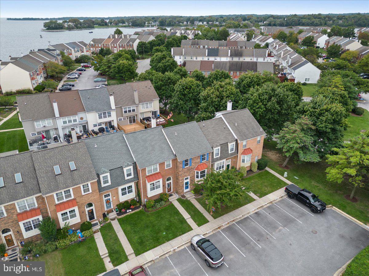 STONEY BEACH - Residential