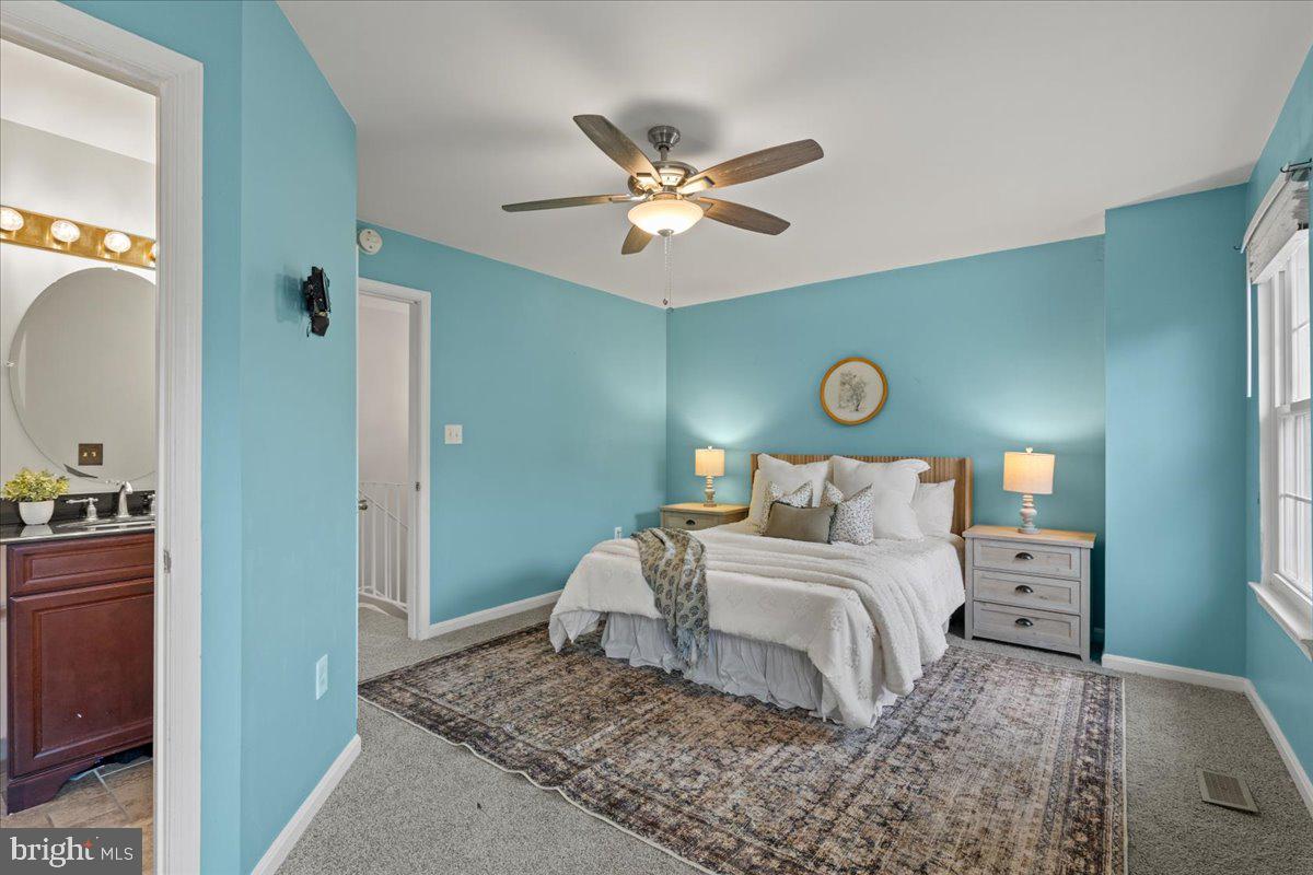 STONEY BEACH - Residential