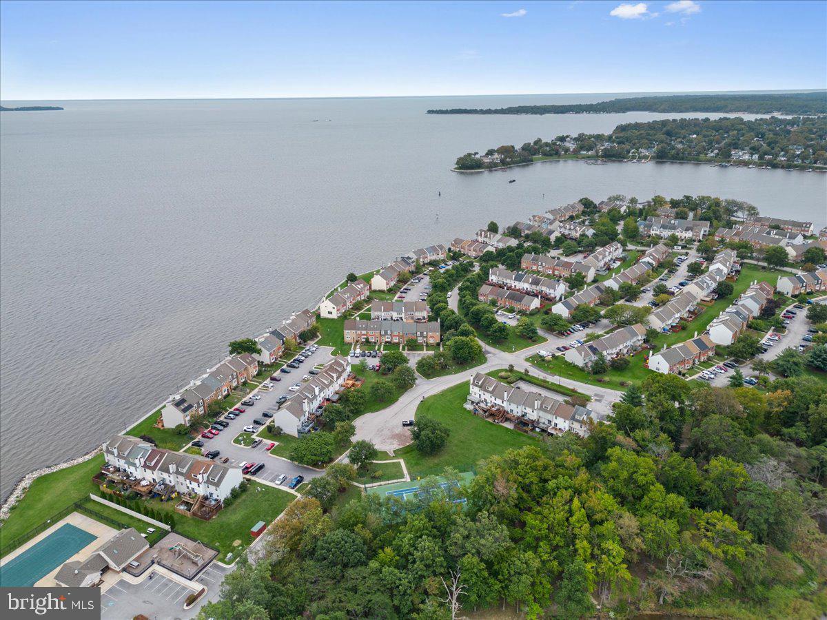 1305 RIVERWOOD WAY 322