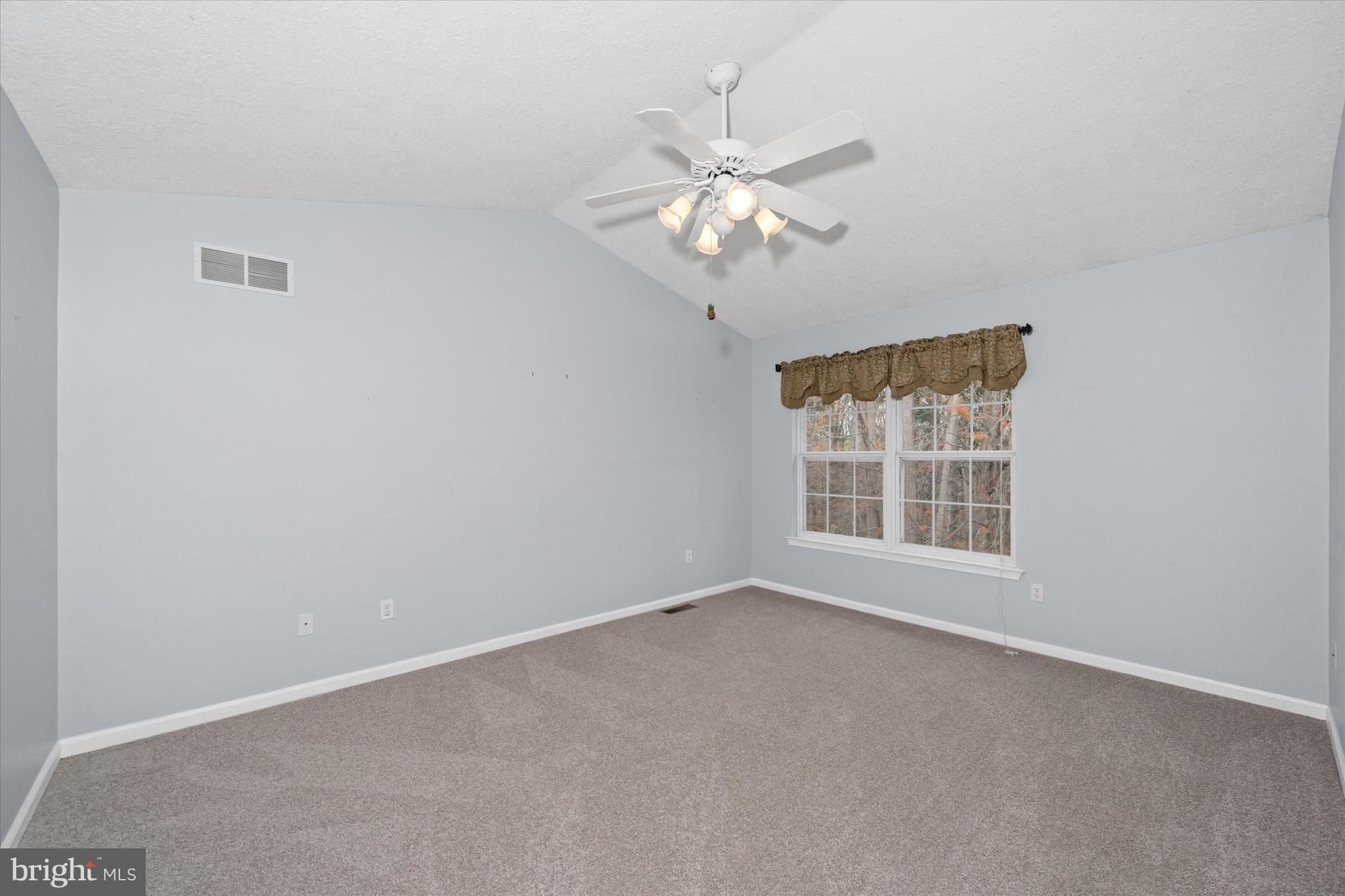 NORTH POINTE - Residential