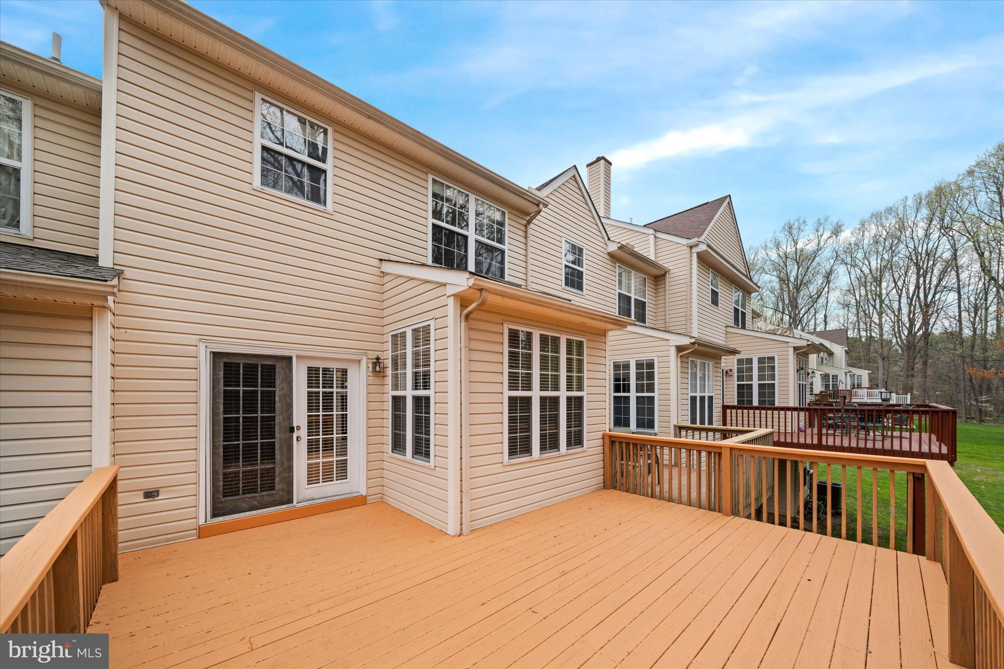 NORTH POINTE - Residential