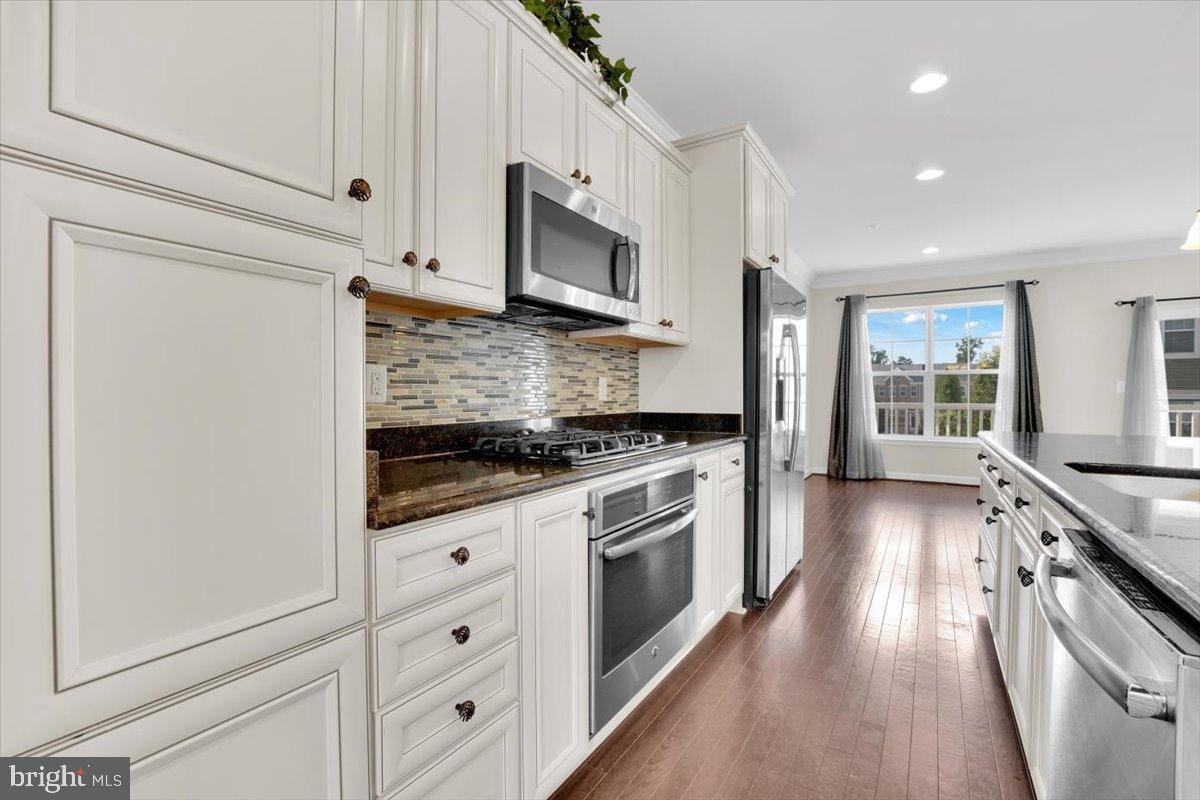 NORBECK CROSSING - Residential Lease