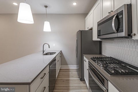 Condo For Rent - 715 S 51st Street #UNIT 2<br/> PHILADELPHIA, PA 19143