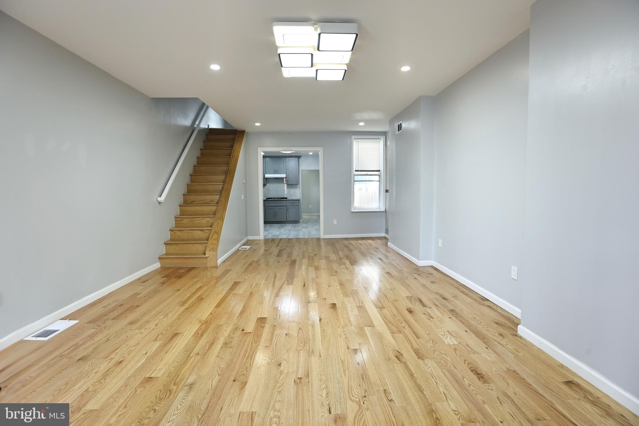 Don't miss out this spacious 5 bedrooms 2 baths home with a private huge backyard. Newly Hardwood floors throughout entire living room. Extra sunroom sits on a large lot to provides plenty of backyard space for creating your own oasis. Open concert modern kitchen equipped with high class cabinets, quartz counter tops and stainless-steel appliances. Second floor has 3 bedrooms with a full bath. Extra two standard bedrooms on the Third floor. House located in the heart of Fishtown neighborhood and within the highly desirable restaurants, bars, grocery stores, parks, and coffee shops. Convenient access in walking distance to Fishtown Crossing Plaza. Commuting is effortless with nearby access to SEPTA’s Market-Frankford Line and multiple bus routes. Easy access to I95 for a quick visit to Center City and other surrounding towns.