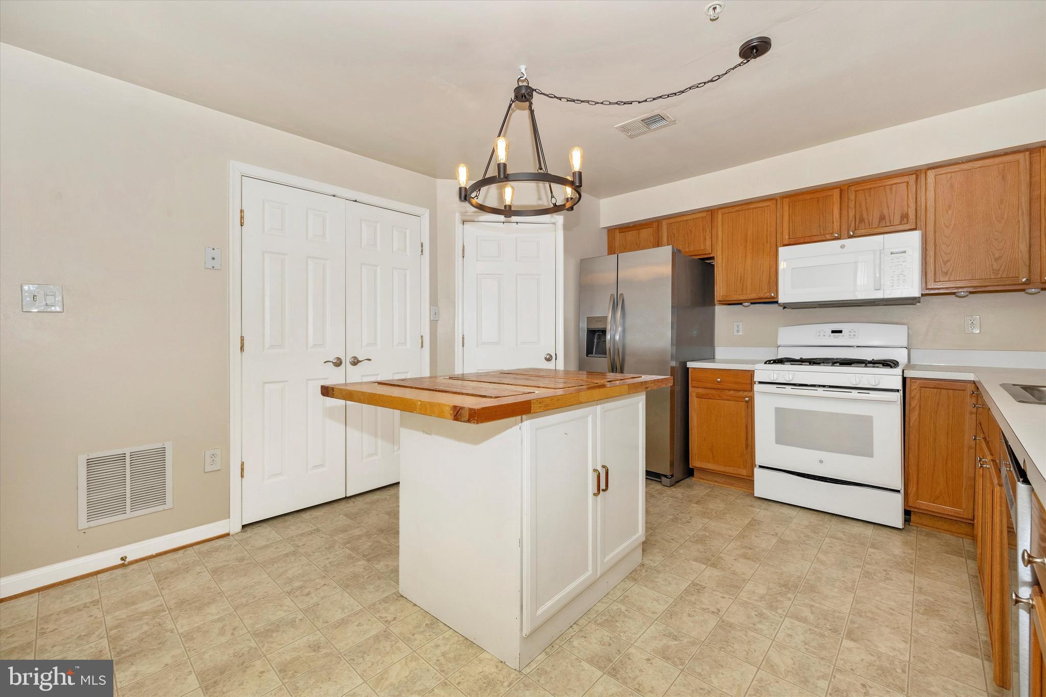 DAMASCUS PARK - Residential