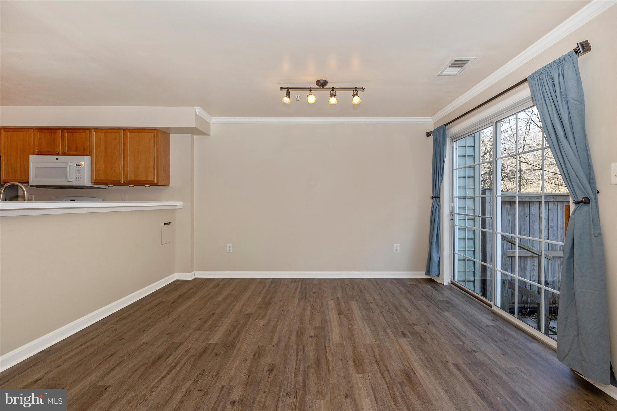 DAMASCUS PARK - Residential