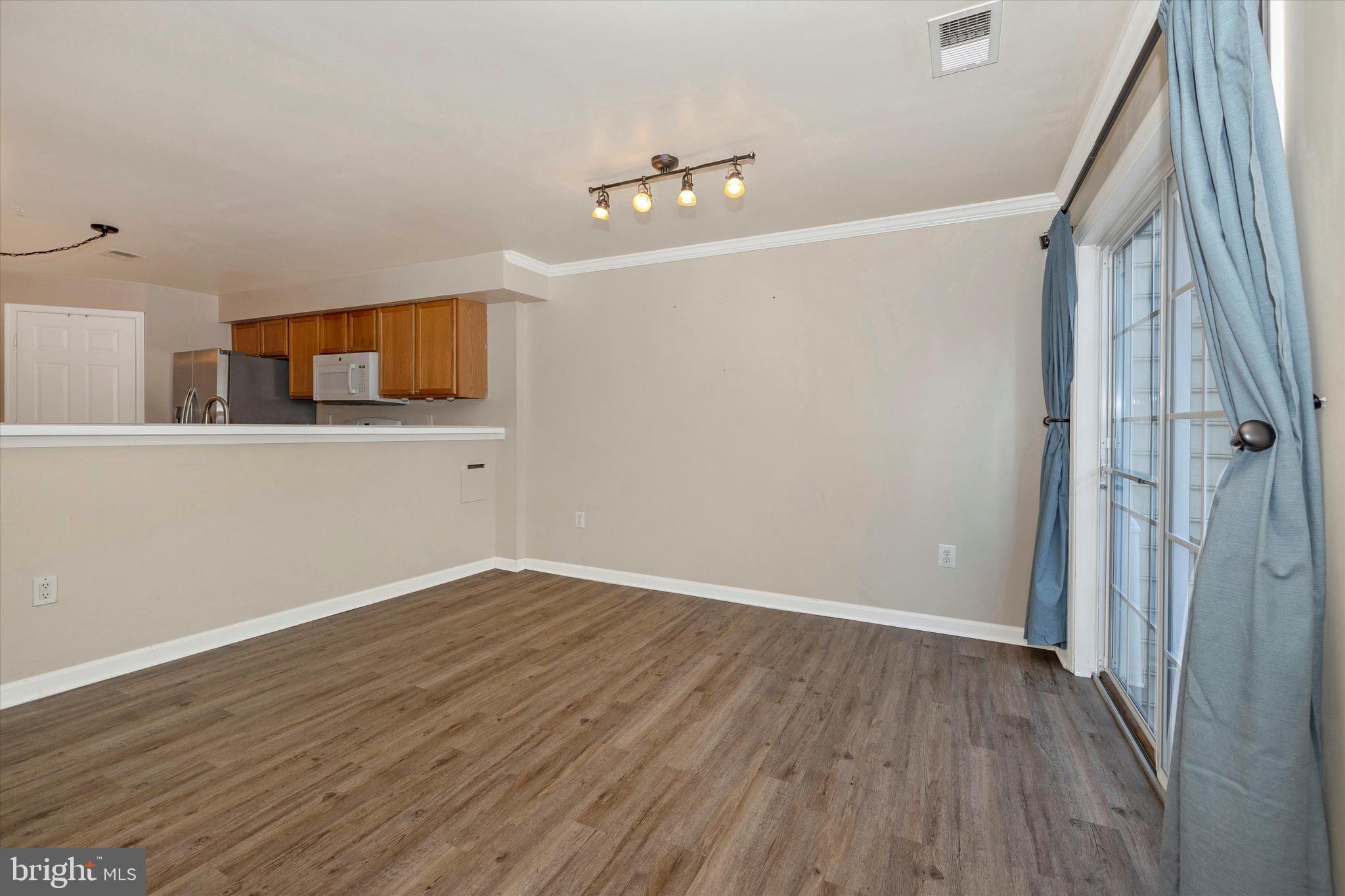 DAMASCUS PARK - Residential