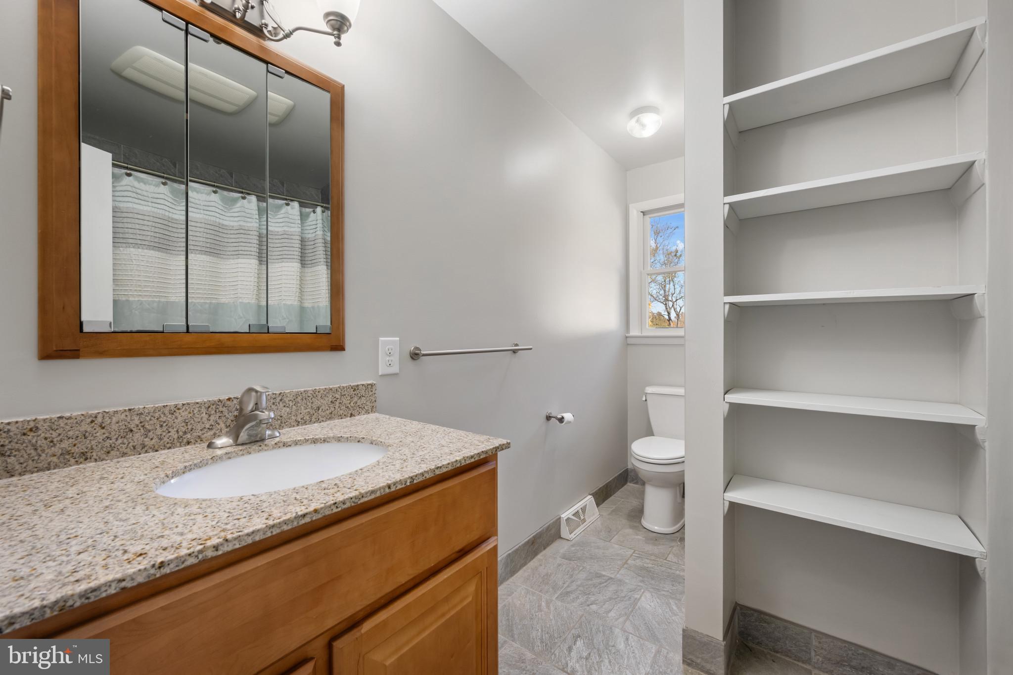 JARRETTSVILLE - Residential