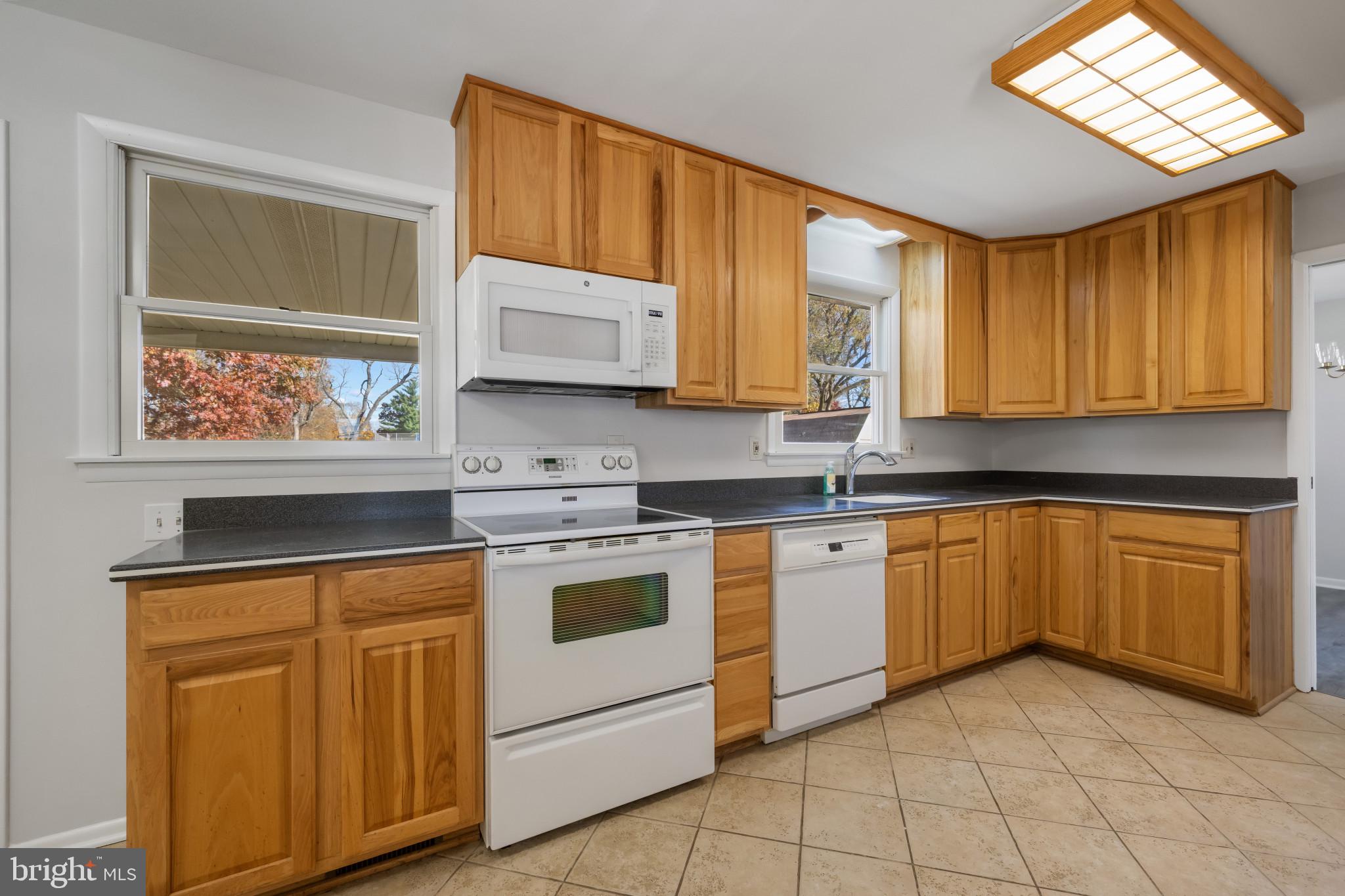 JARRETTSVILLE - Residential