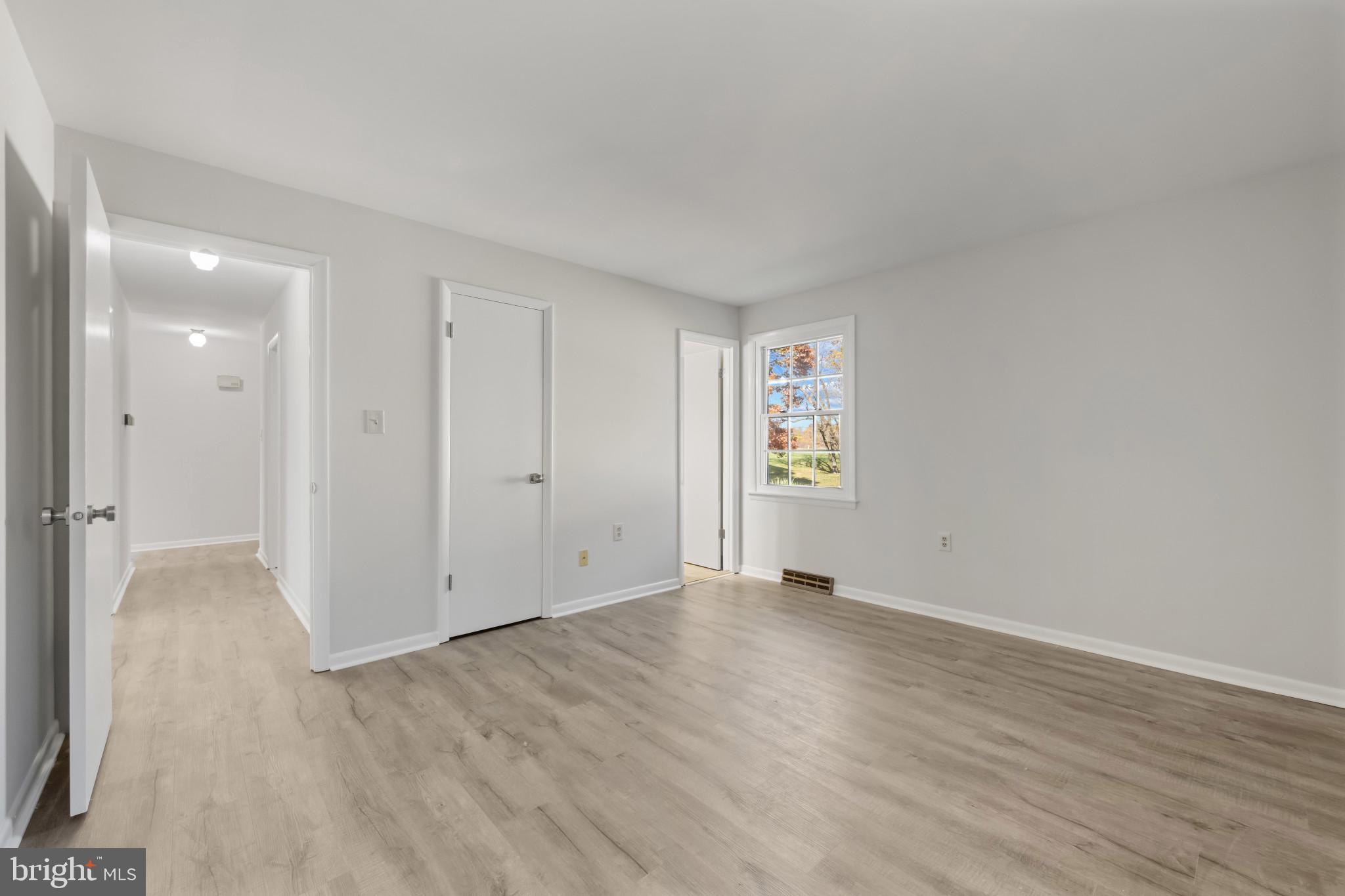 JARRETTSVILLE - Residential