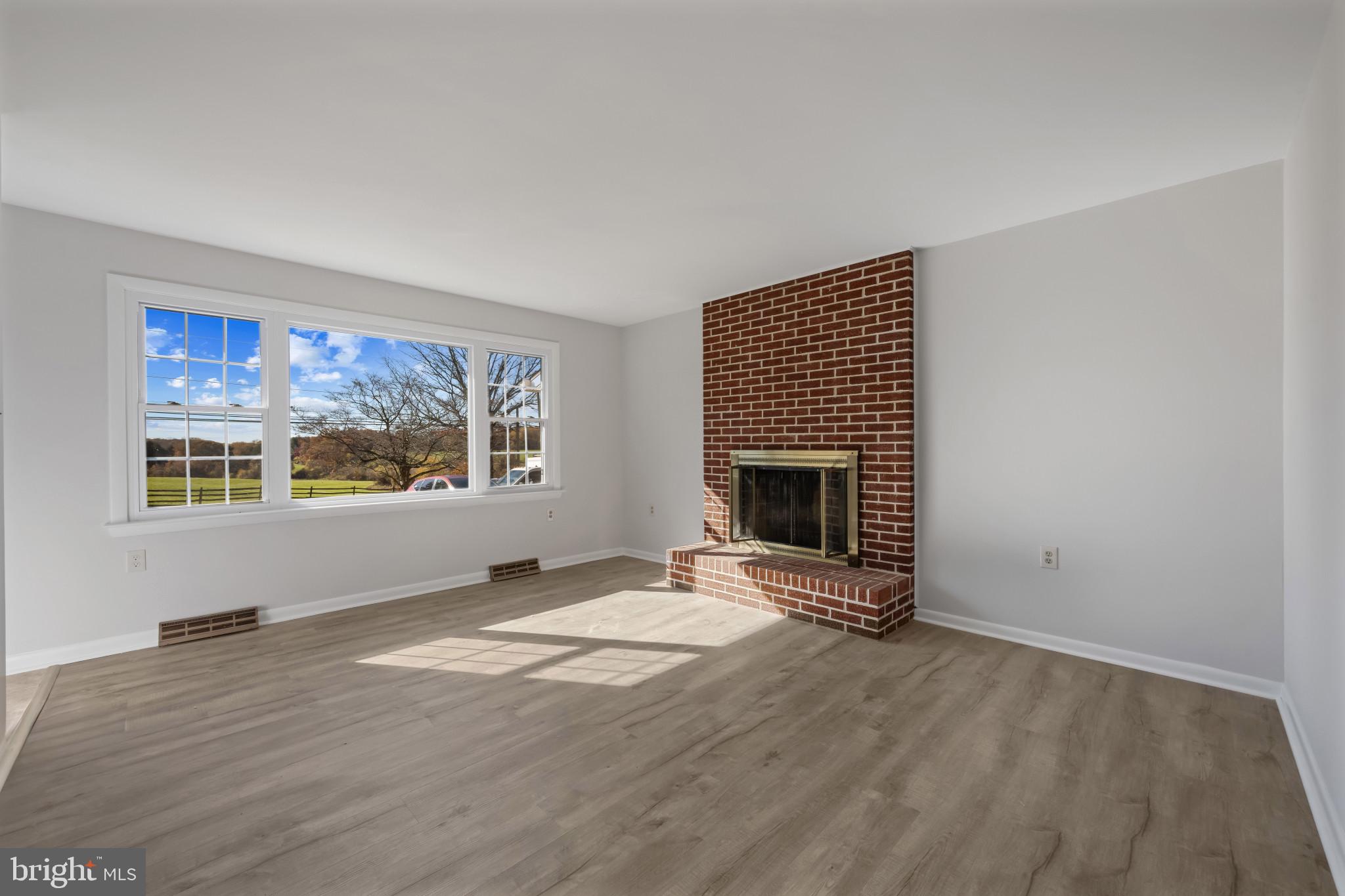 JARRETTSVILLE - Residential