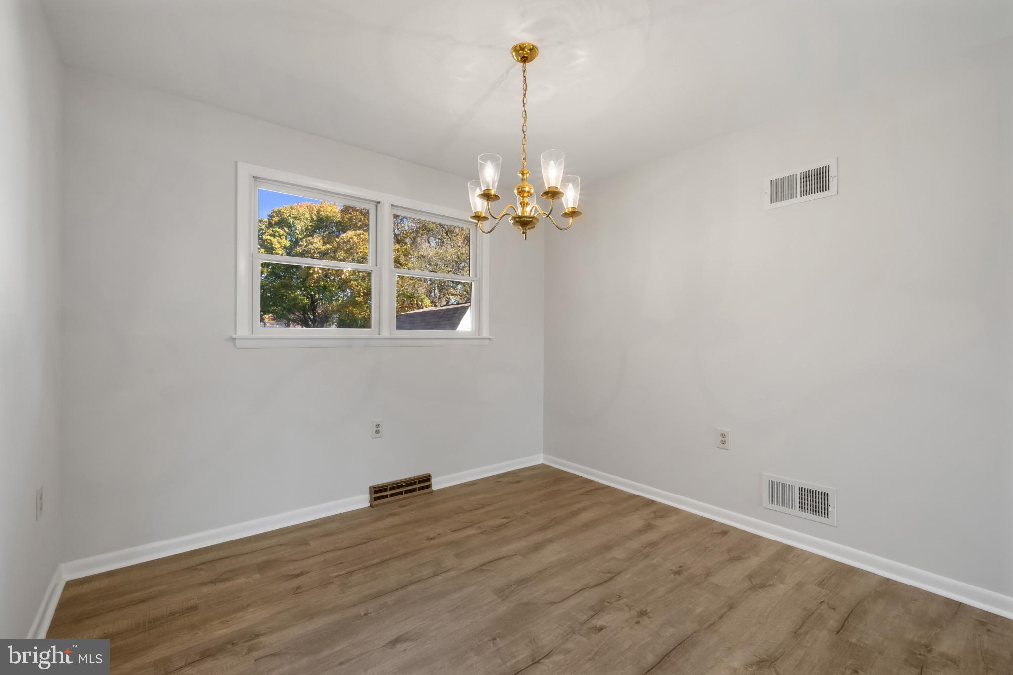 JARRETTSVILLE - Residential