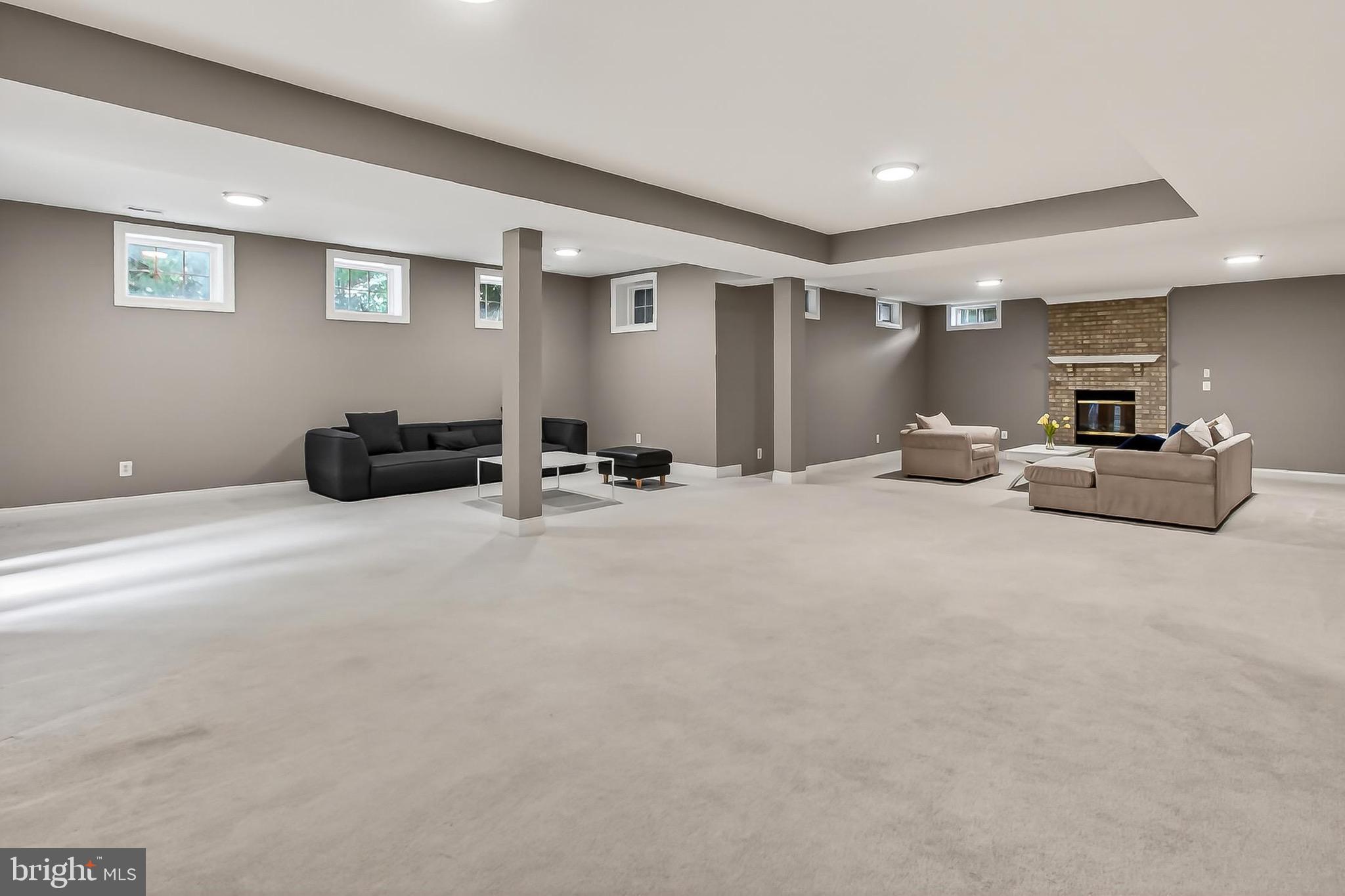 RIDINGS AT VIRGINIA RUN - Residential