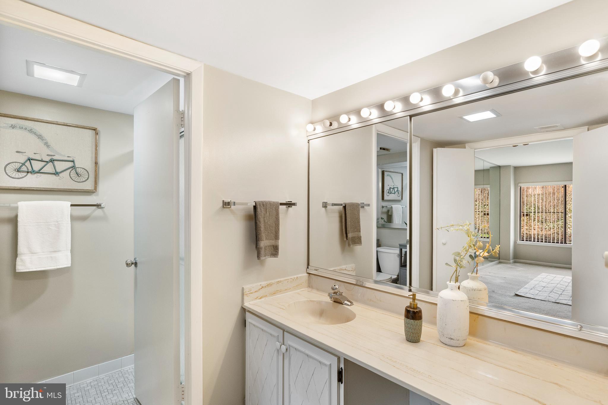 ANNEN WOODS - Residential