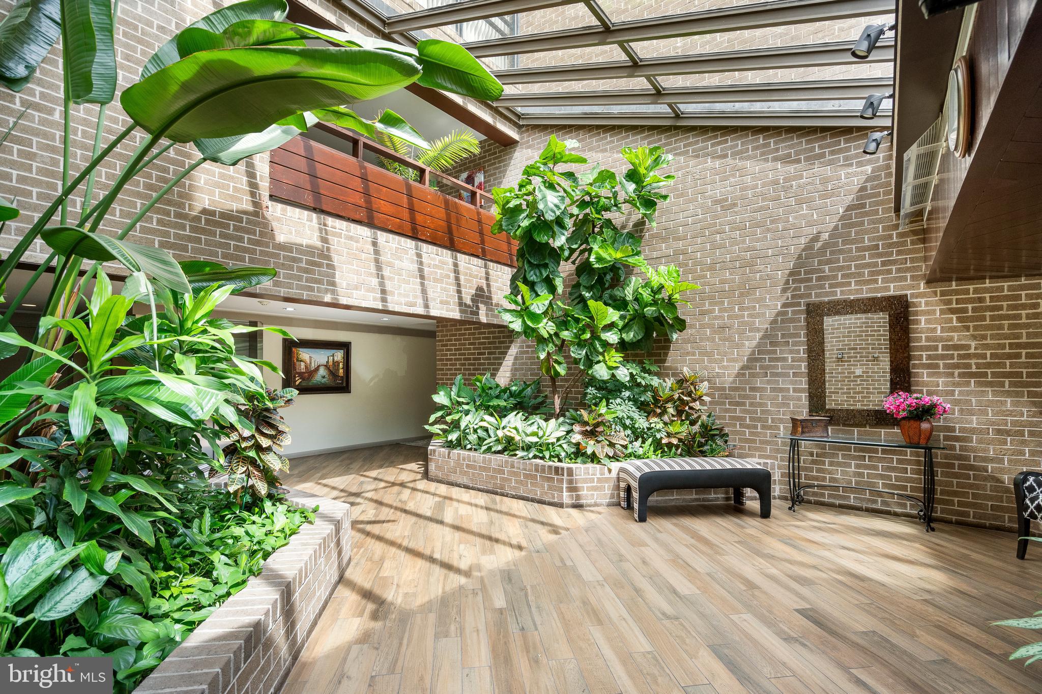 ANNEN WOODS - Residential