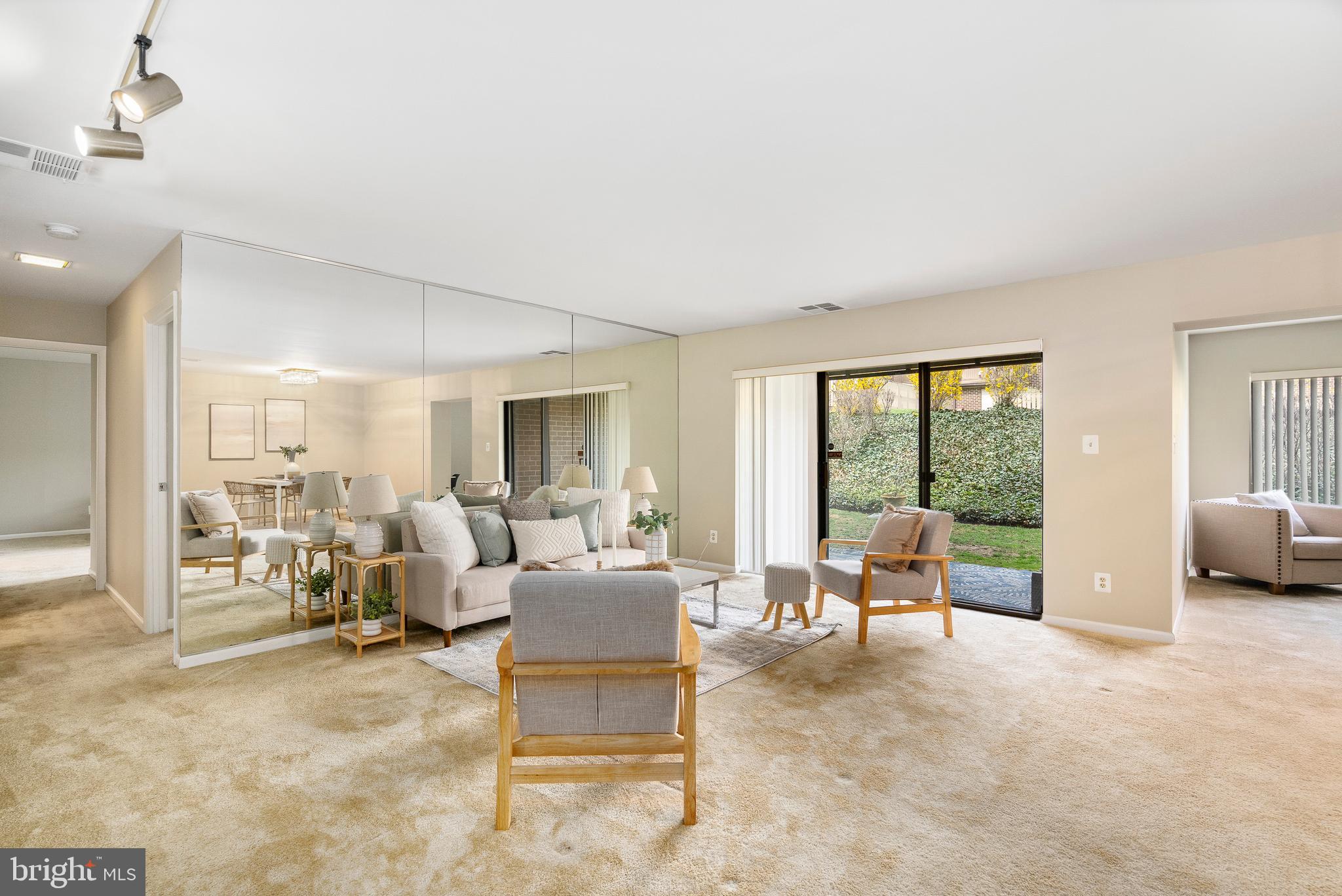 ANNEN WOODS - Residential