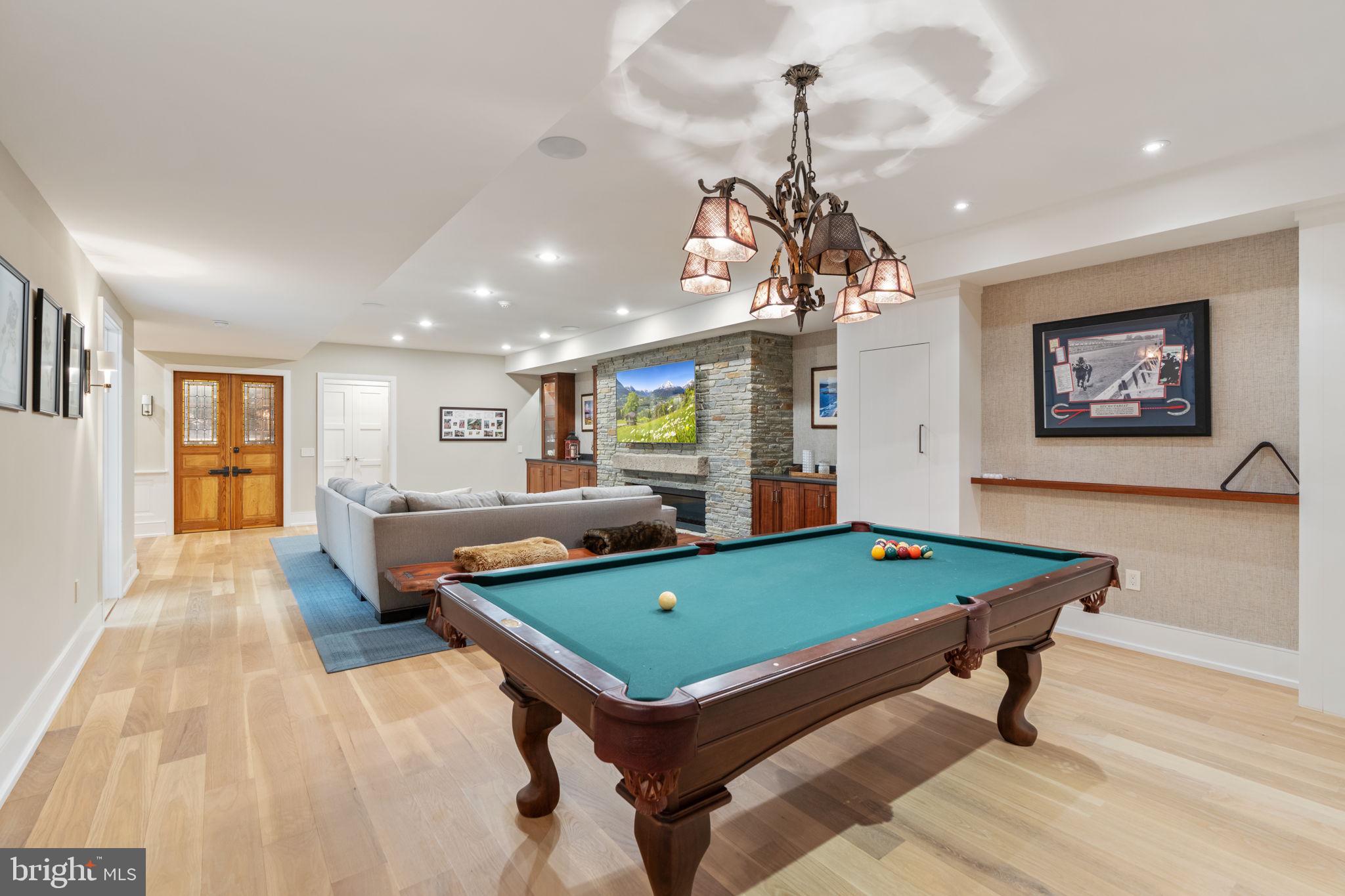 DOYLESTOWN BORO - Residential