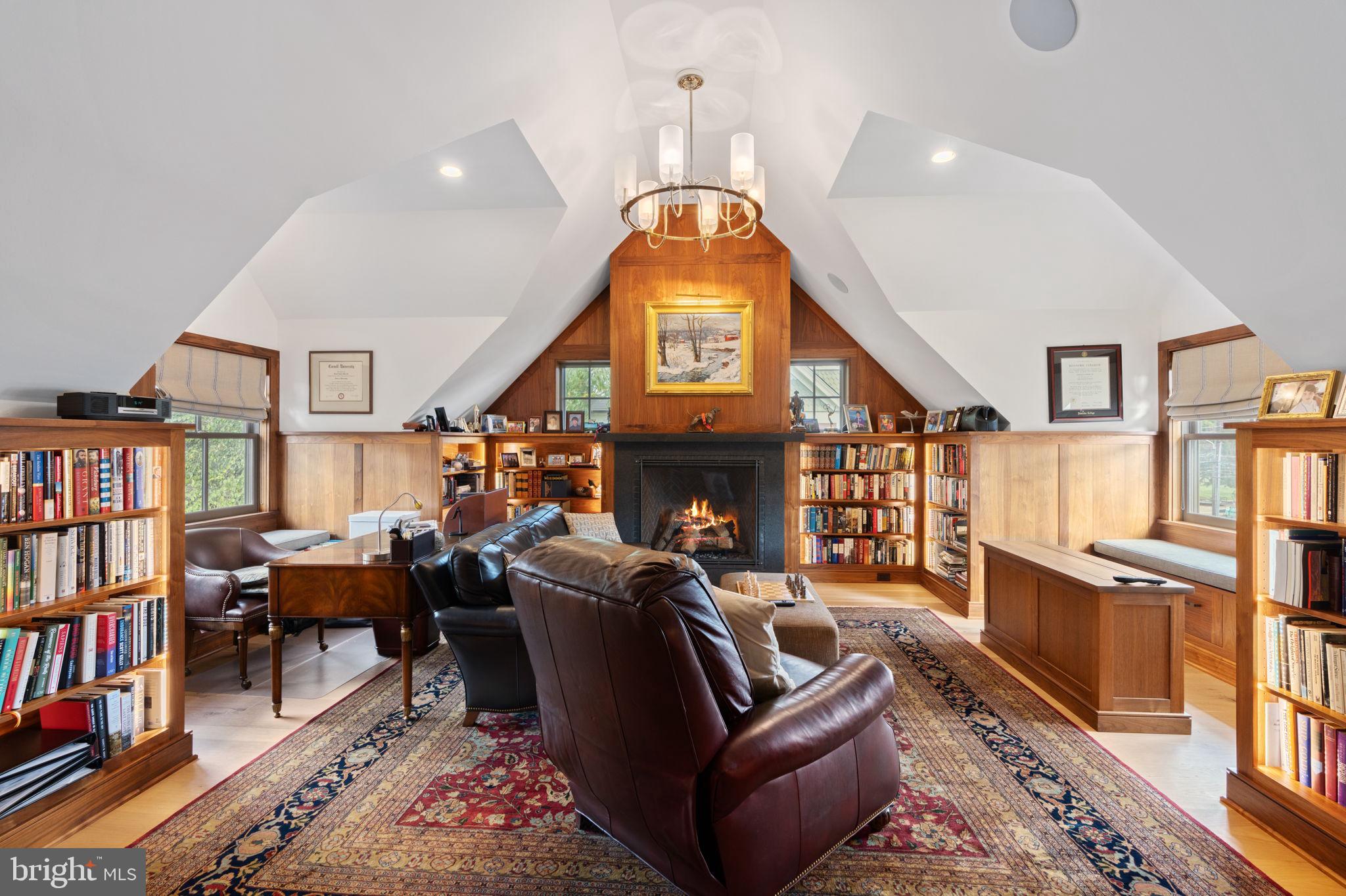 DOYLESTOWN BORO - Residential