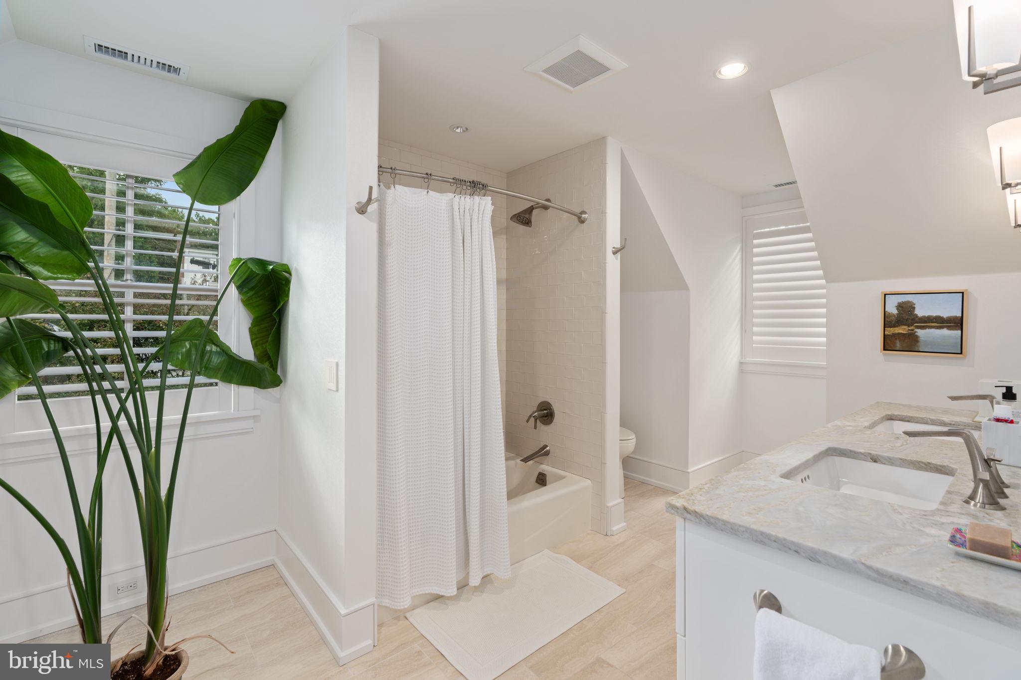 DOYLESTOWN BORO - Residential