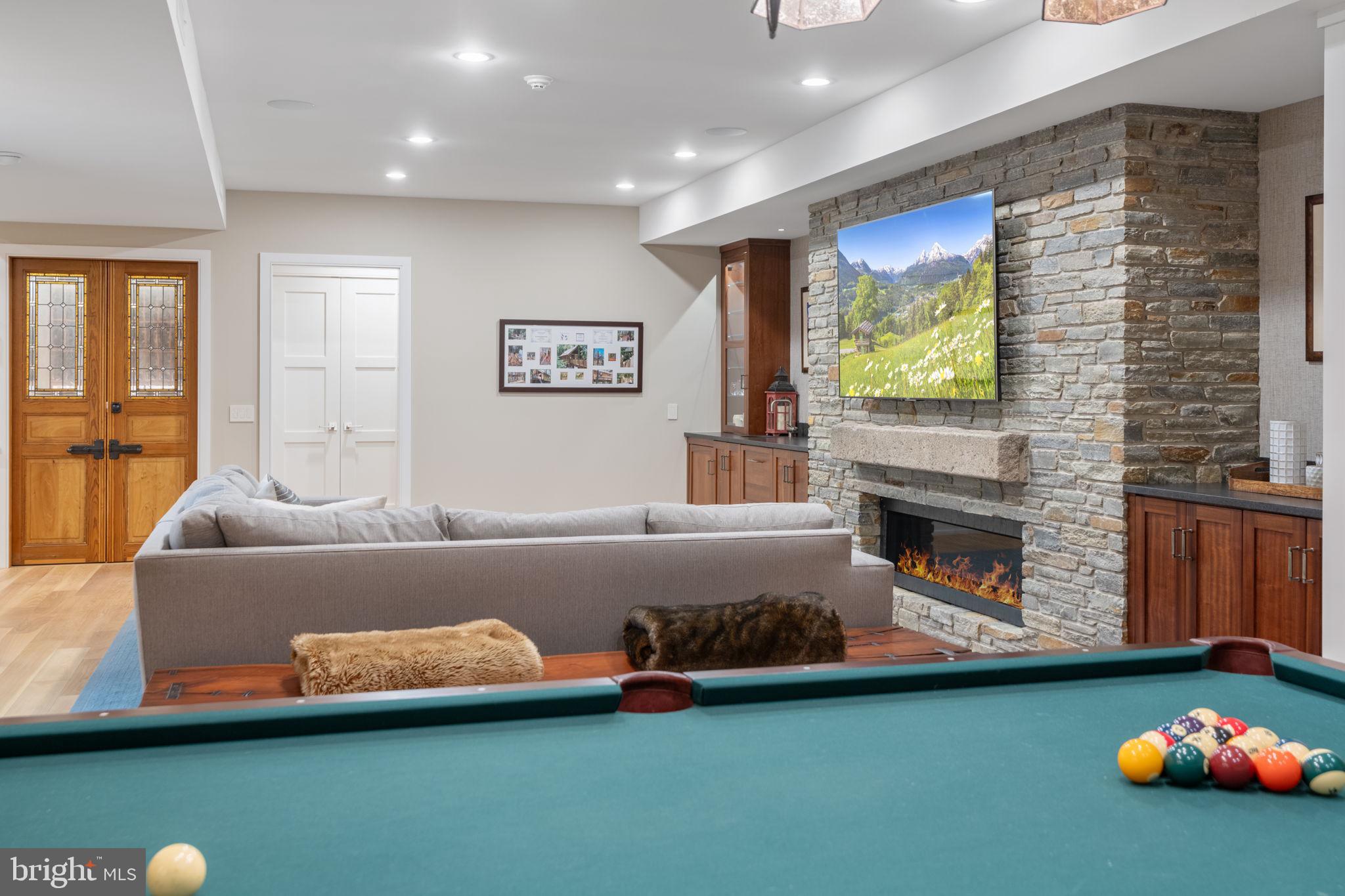 DOYLESTOWN BORO - Residential