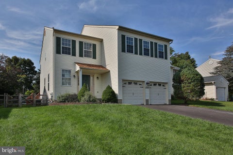 Photo of 717 Queen Road, COLLEGEVILLE, PA 19426 (MLS # PAMC2194254)