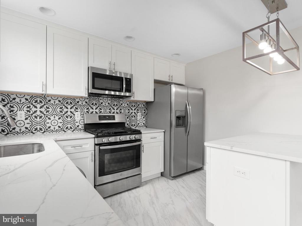 BOLTON HILL HISTORIC DISTRICT - Residential