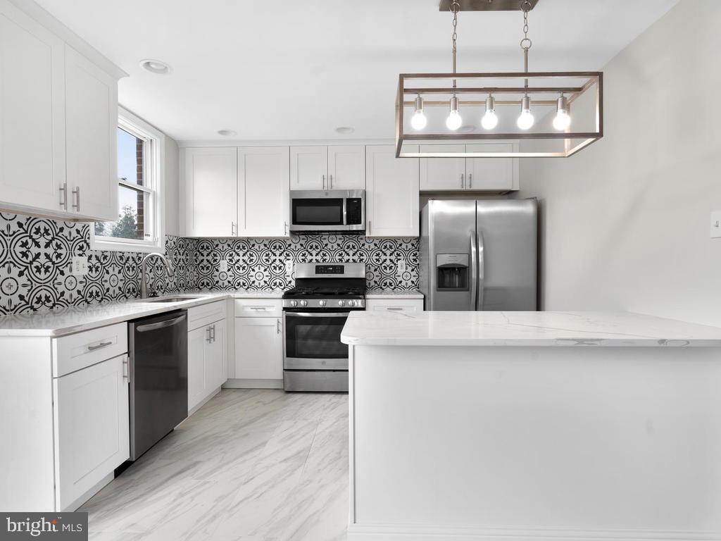 BOLTON HILL HISTORIC DISTRICT - Residential