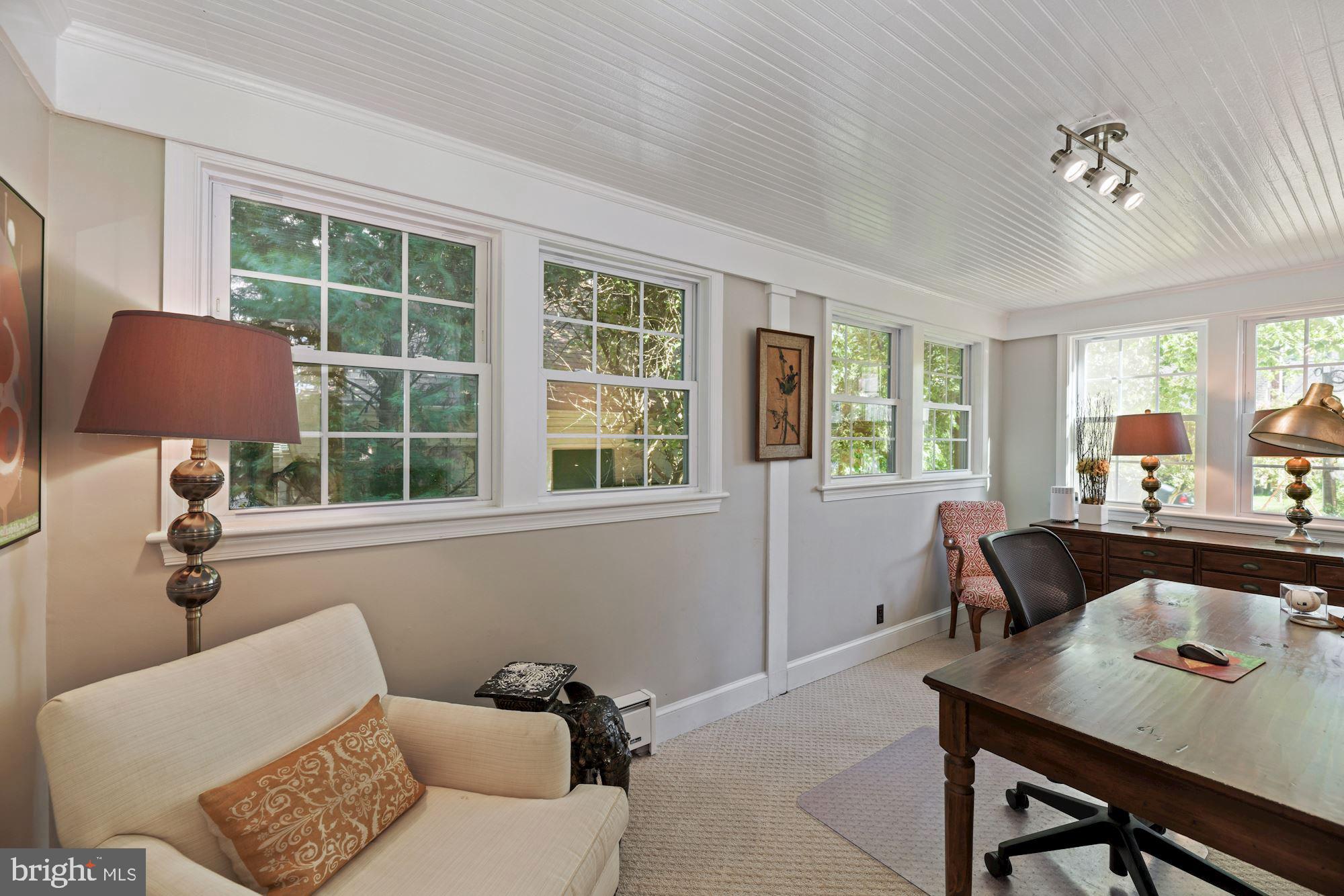 LEE HEIGHTS - Residential