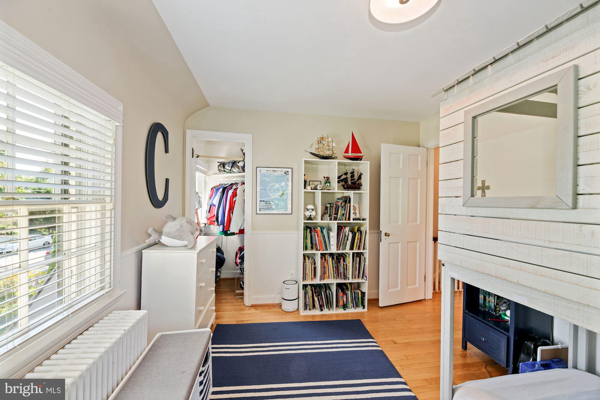 LEE HEIGHTS - Residential