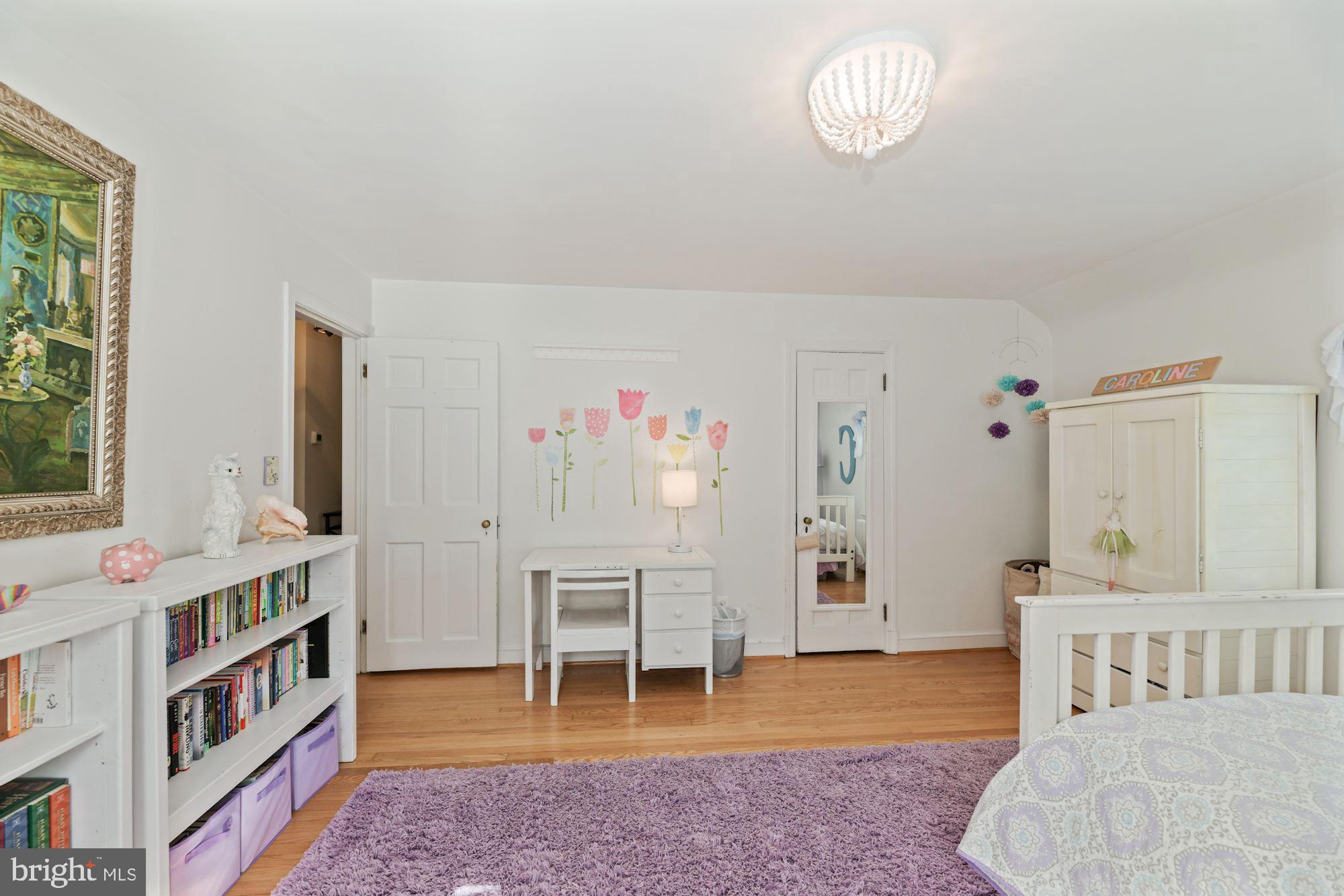 LEE HEIGHTS - Residential