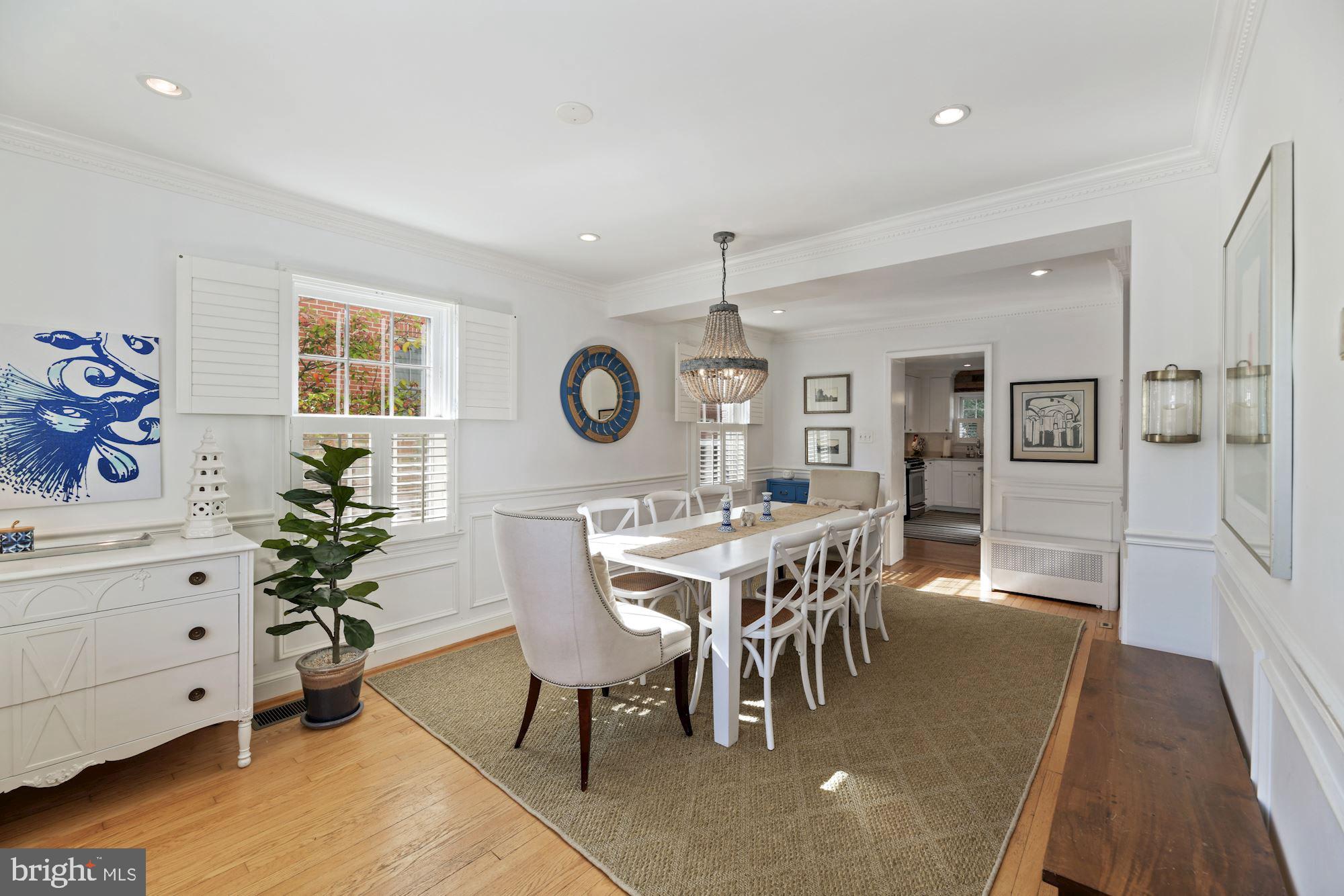 LEE HEIGHTS - Residential