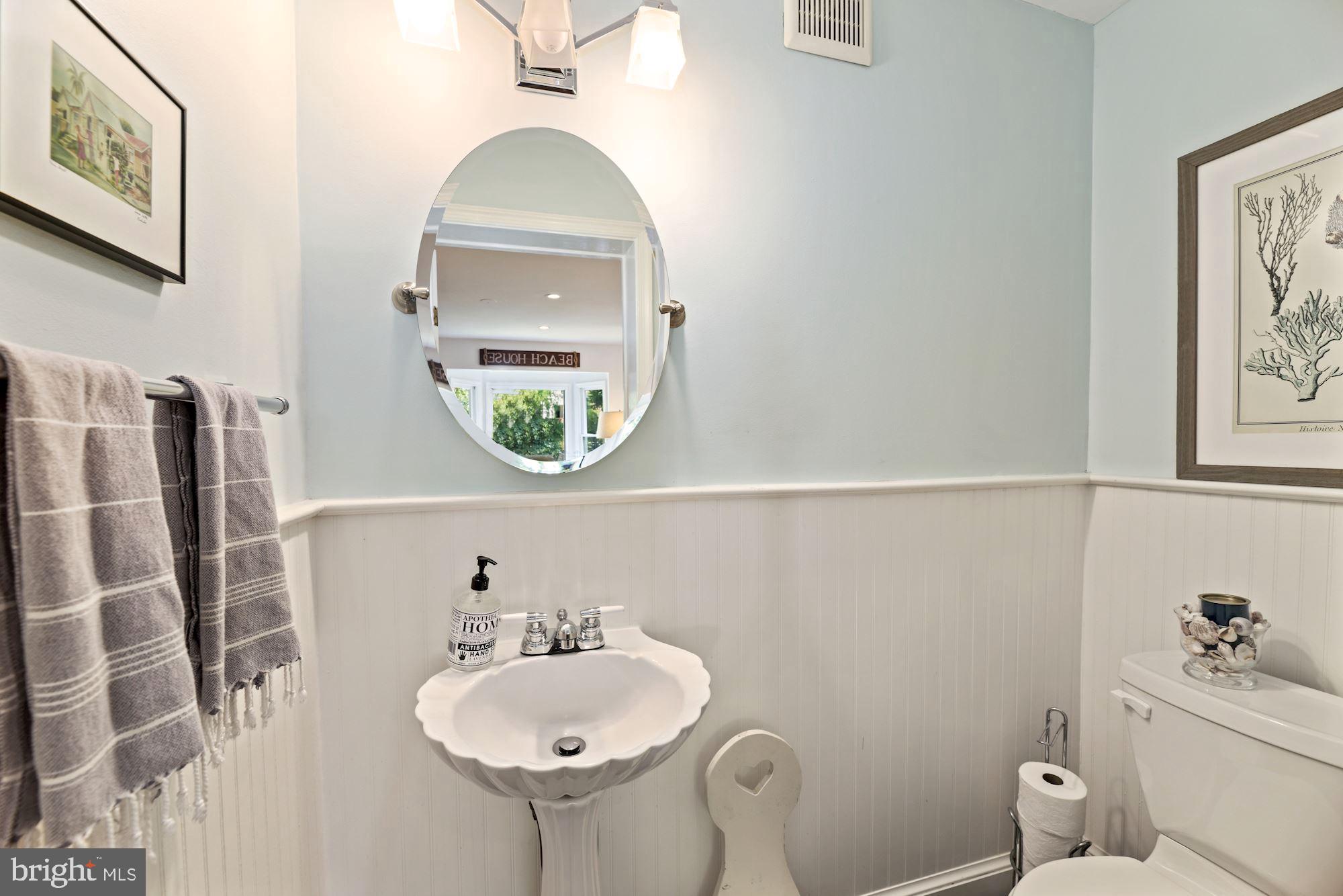 LEE HEIGHTS - Residential