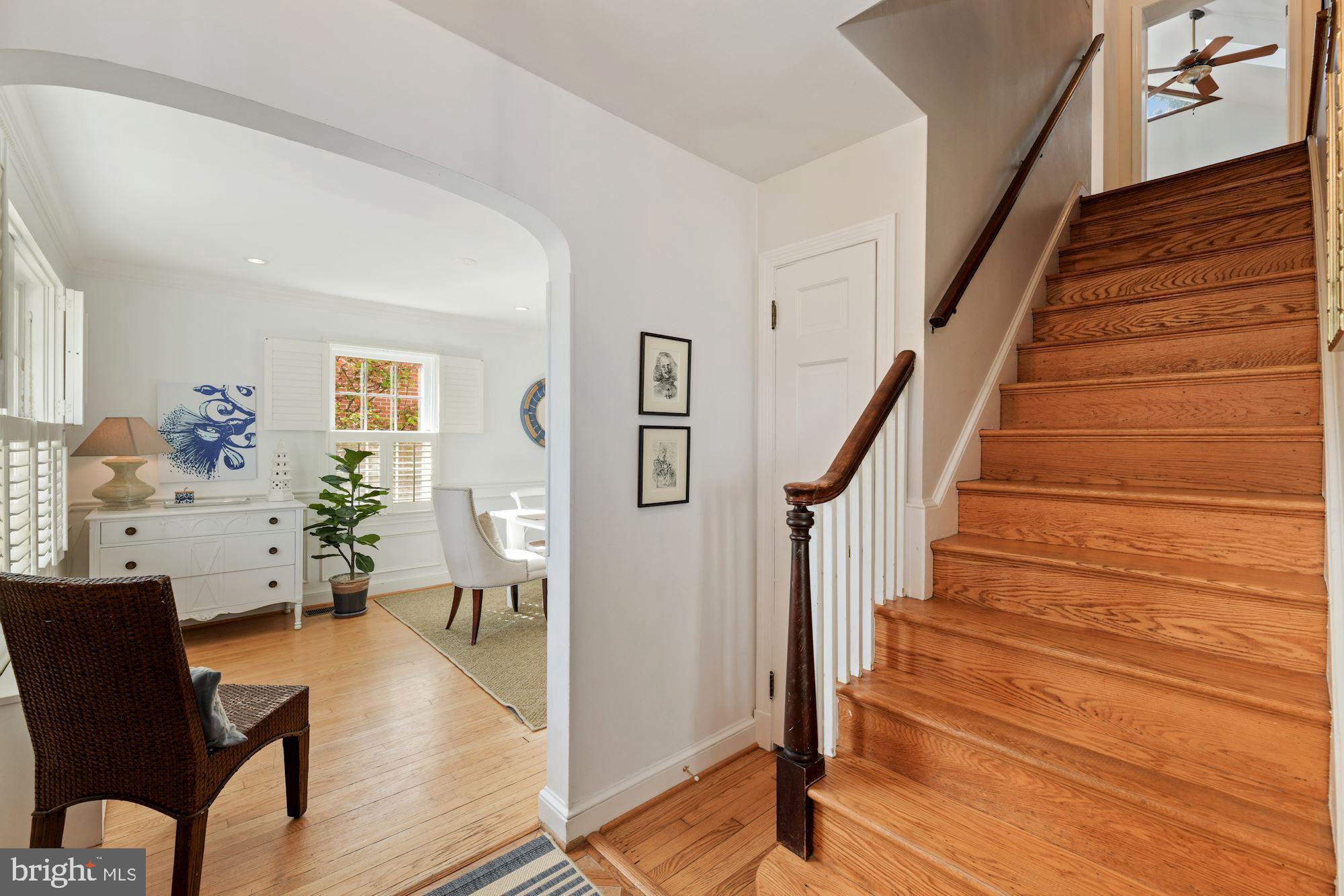 LEE HEIGHTS - Residential