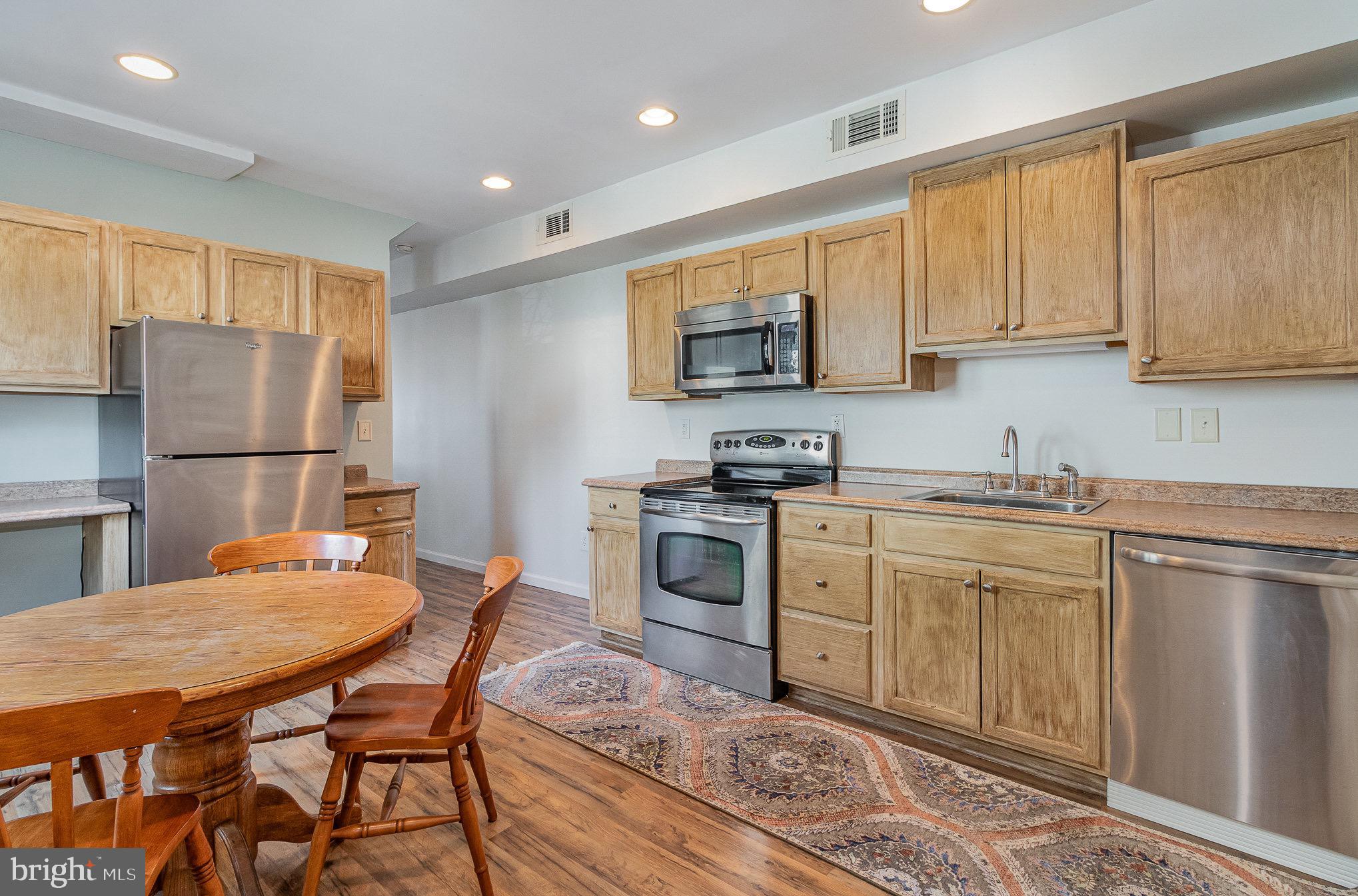 HERSHEY VILLAGE - Residential