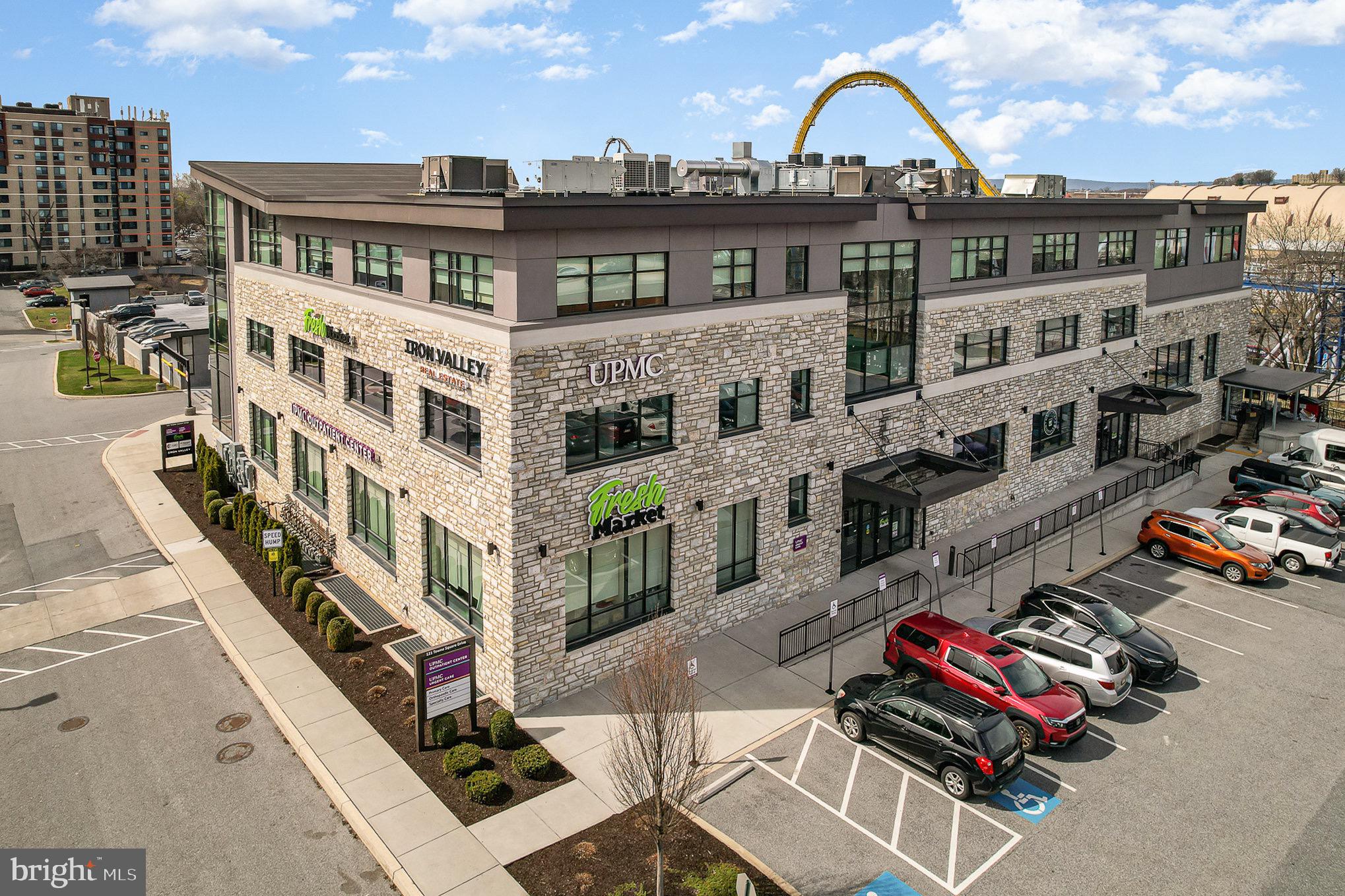 HERSHEY VILLAGE - Residential