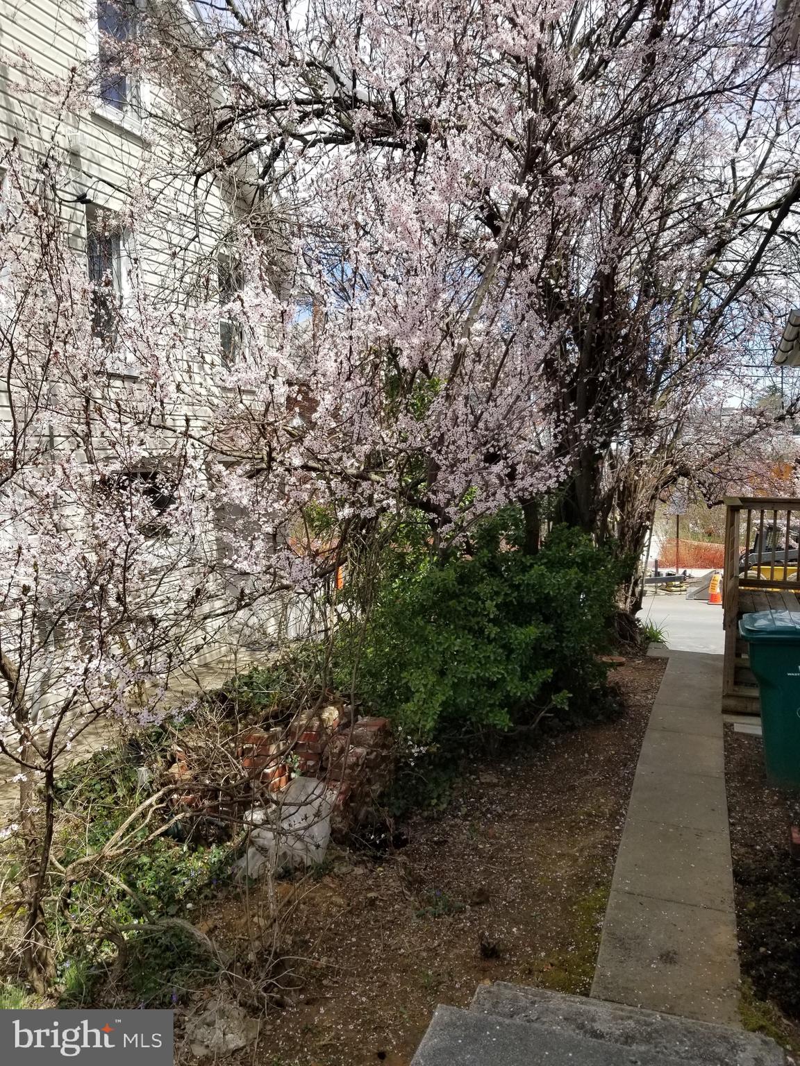 HERSHEY VILLAGE - Residential