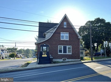 937 S MARKET STREET ELIZABETHTOWN PA 17022