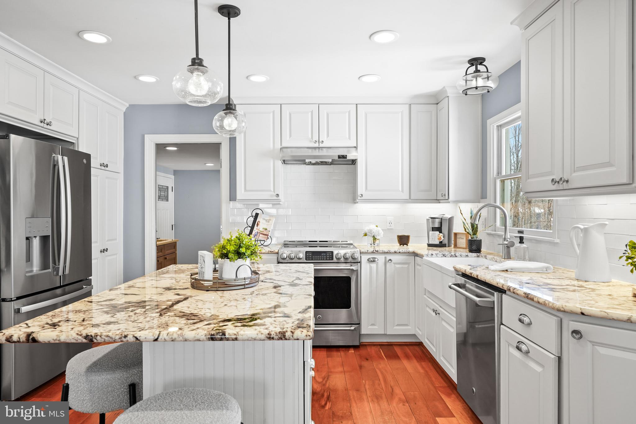 3220 WOODSTREAM LANE