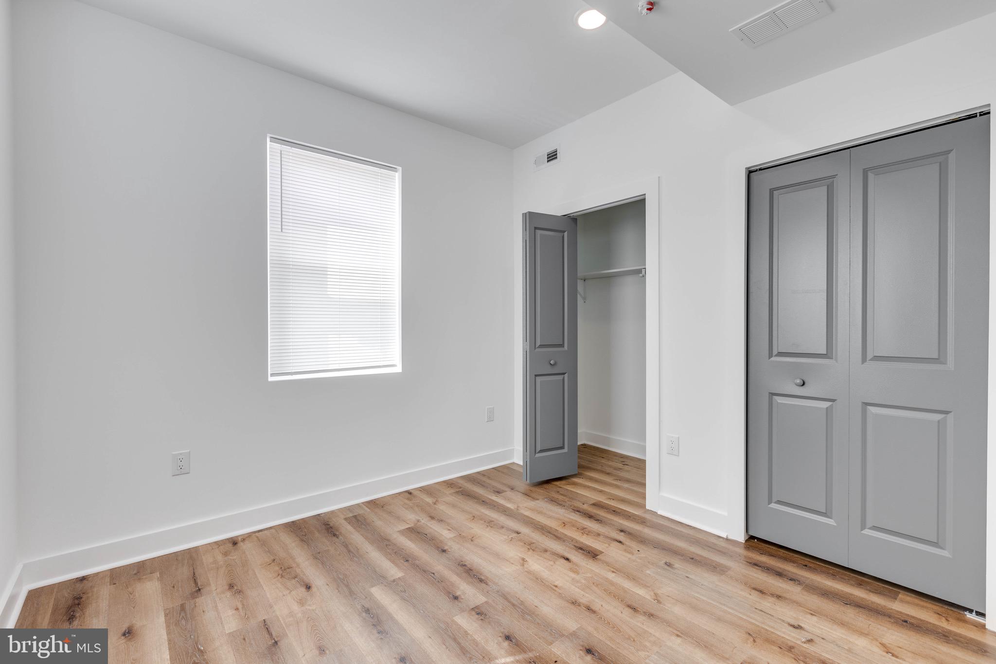 TEMPLE UNIVERSITY - Residential Lease