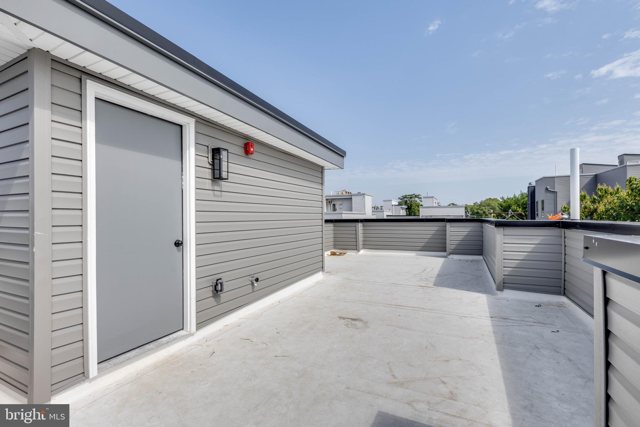 TEMPLE UNIVERSITY - Residential Lease