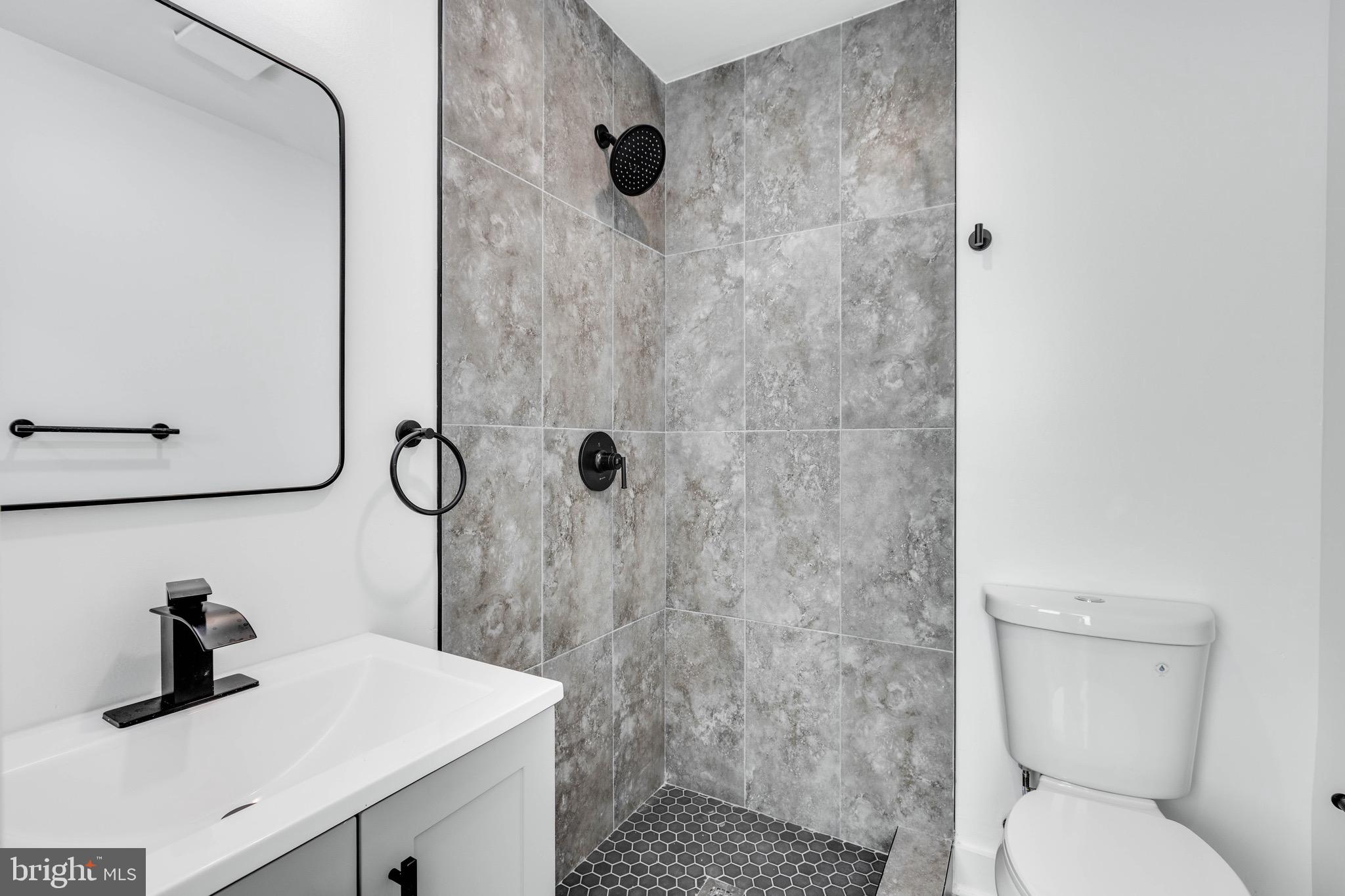 TEMPLE UNIVERSITY - Residential Lease