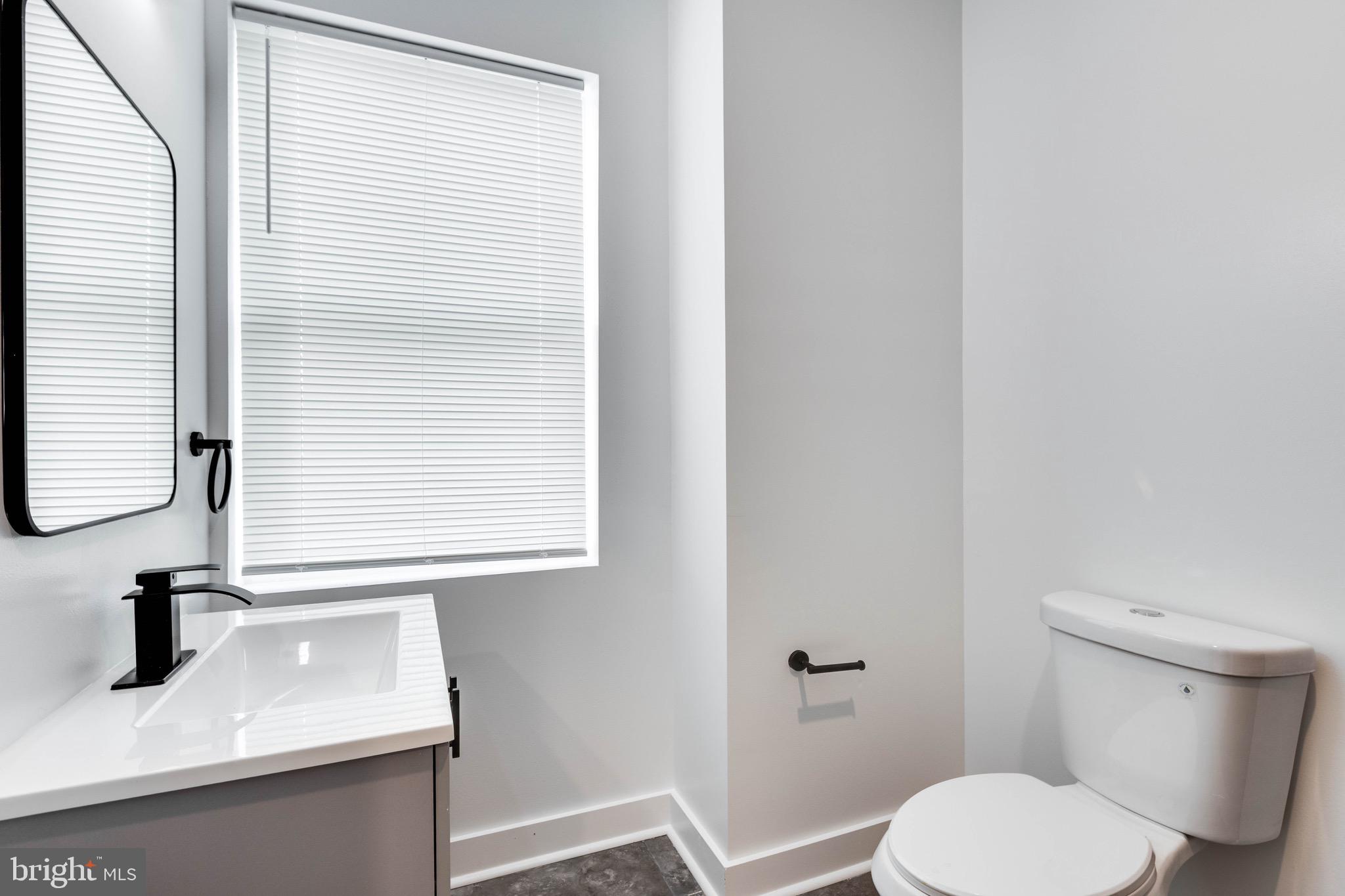 TEMPLE UNIVERSITY - Residential Lease